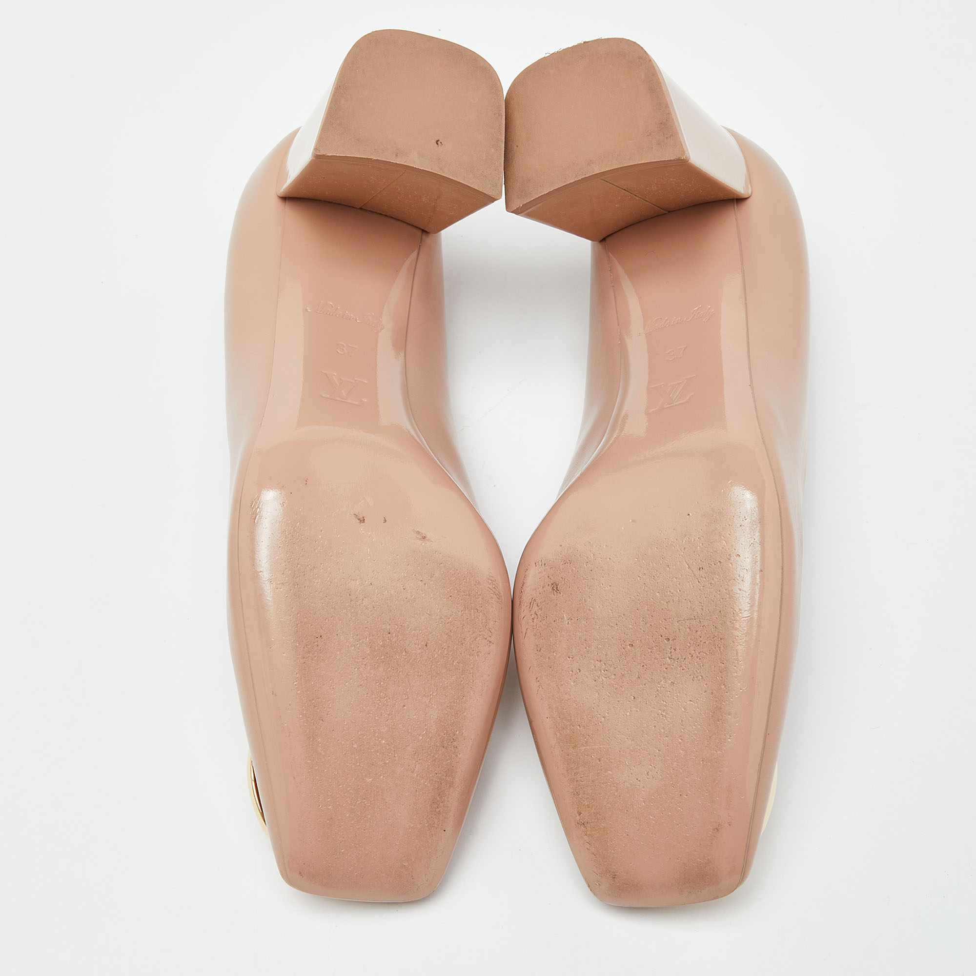 Louis Vuitton Beige Patent Leather Madeleine Square Toe Pumps Size 37