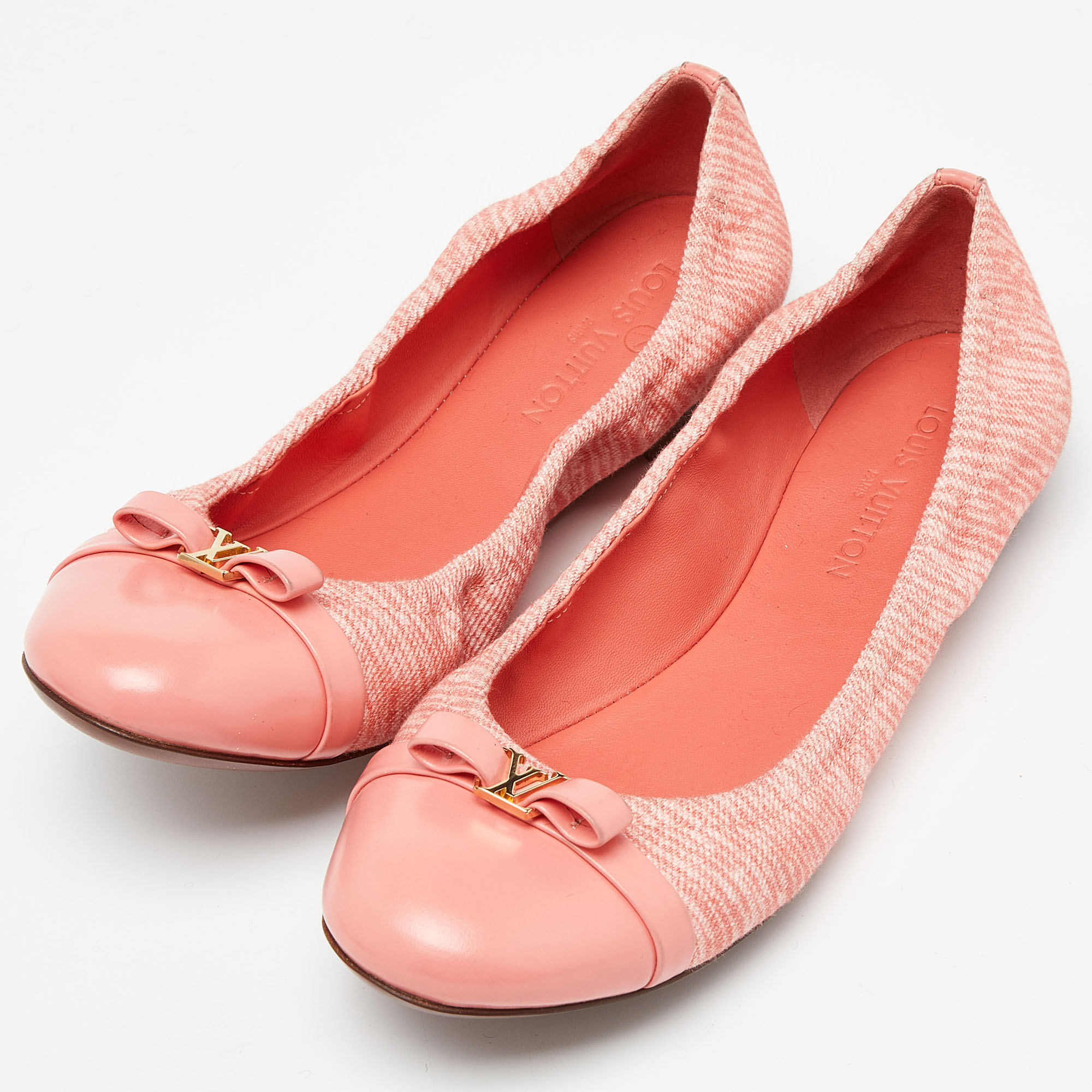 Louis Vuitton Peach Canvas And Leather Elba Scrunch Ballet Flats Size 36