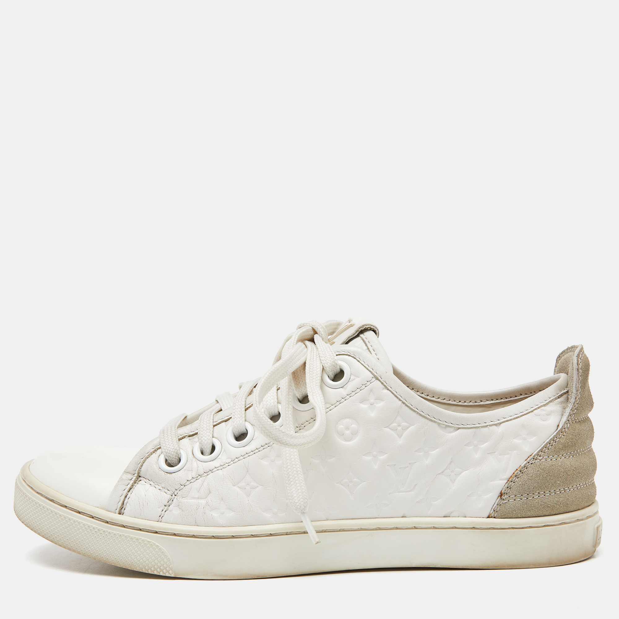 Louis vuitton white monogram leather and suede low top sneakers size 35