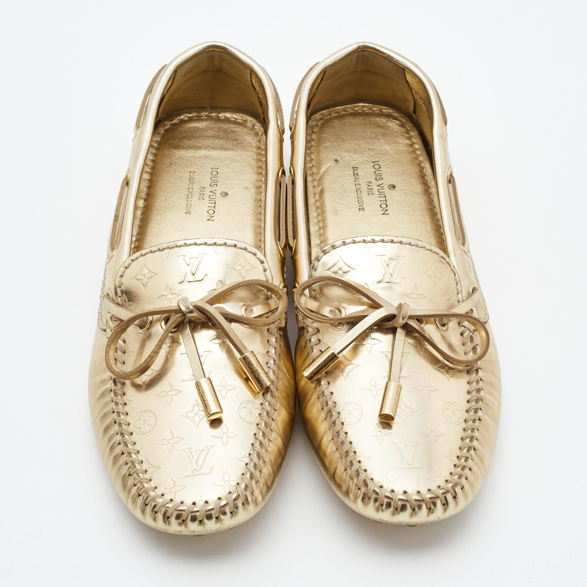 Louis Vuitton Gold Leather Gloria  Loafers Size  35