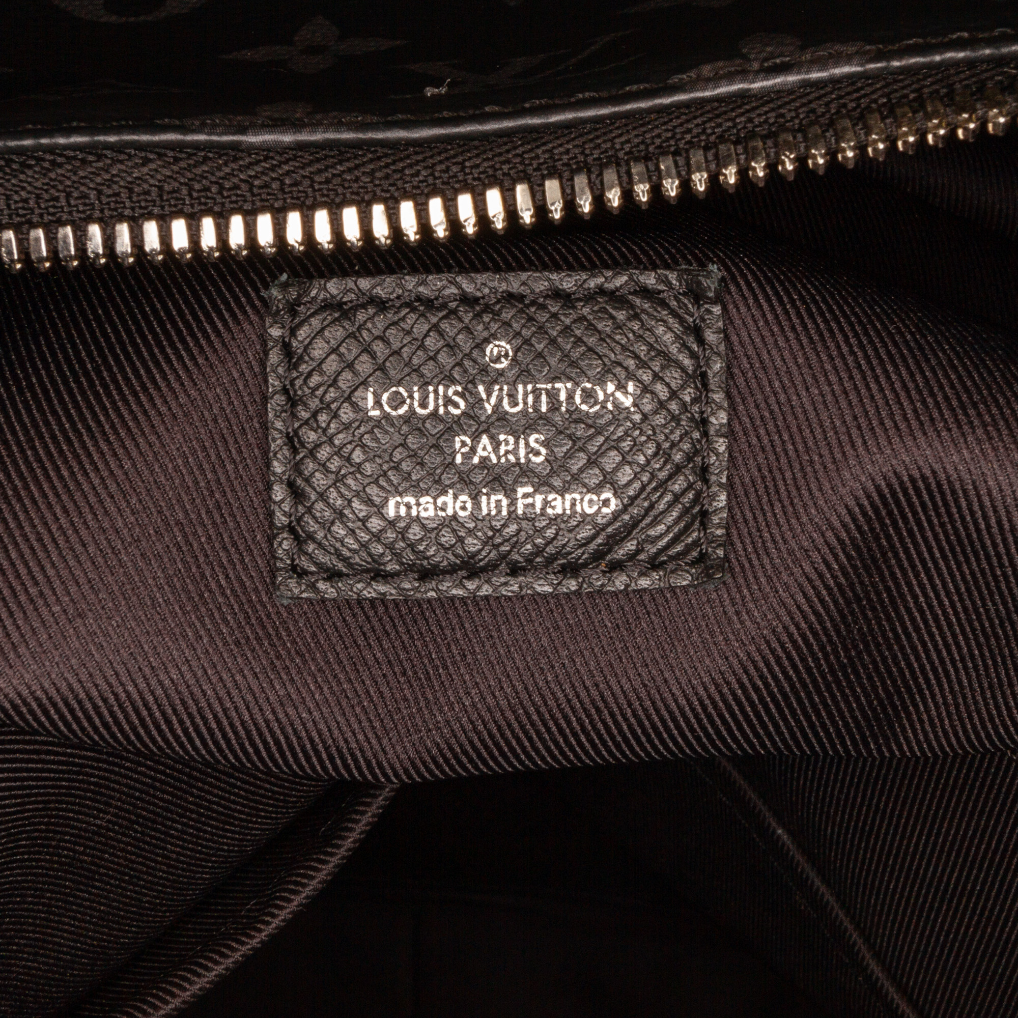 Louis Vuitton Black Taigarama Discovery PM