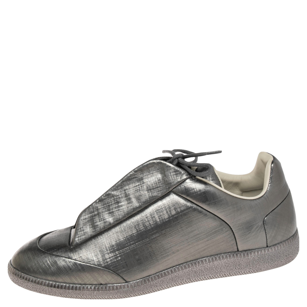 

Maison Martin Margiela Metallic Silver Leather Future Low Top Sneakers Size