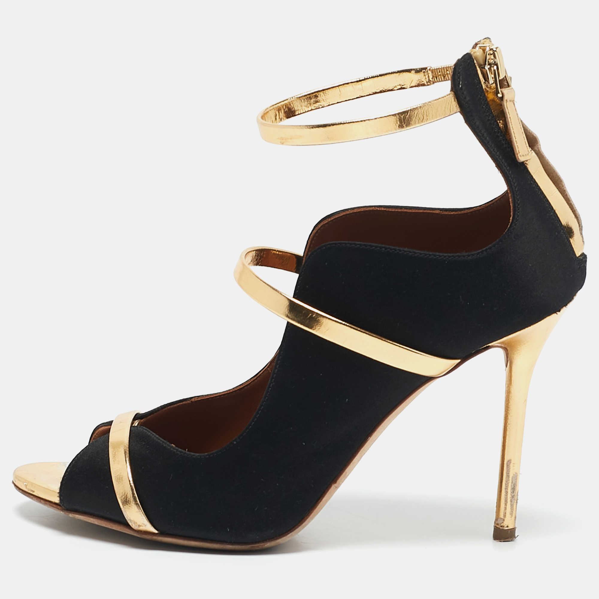 Malone Souliers Black/Gold Satin and Leather Mika Ankle Strap Sandals Size
Malone Souliers Black/Gold Satin and Leather Mika Ankle Strap Sandals Size