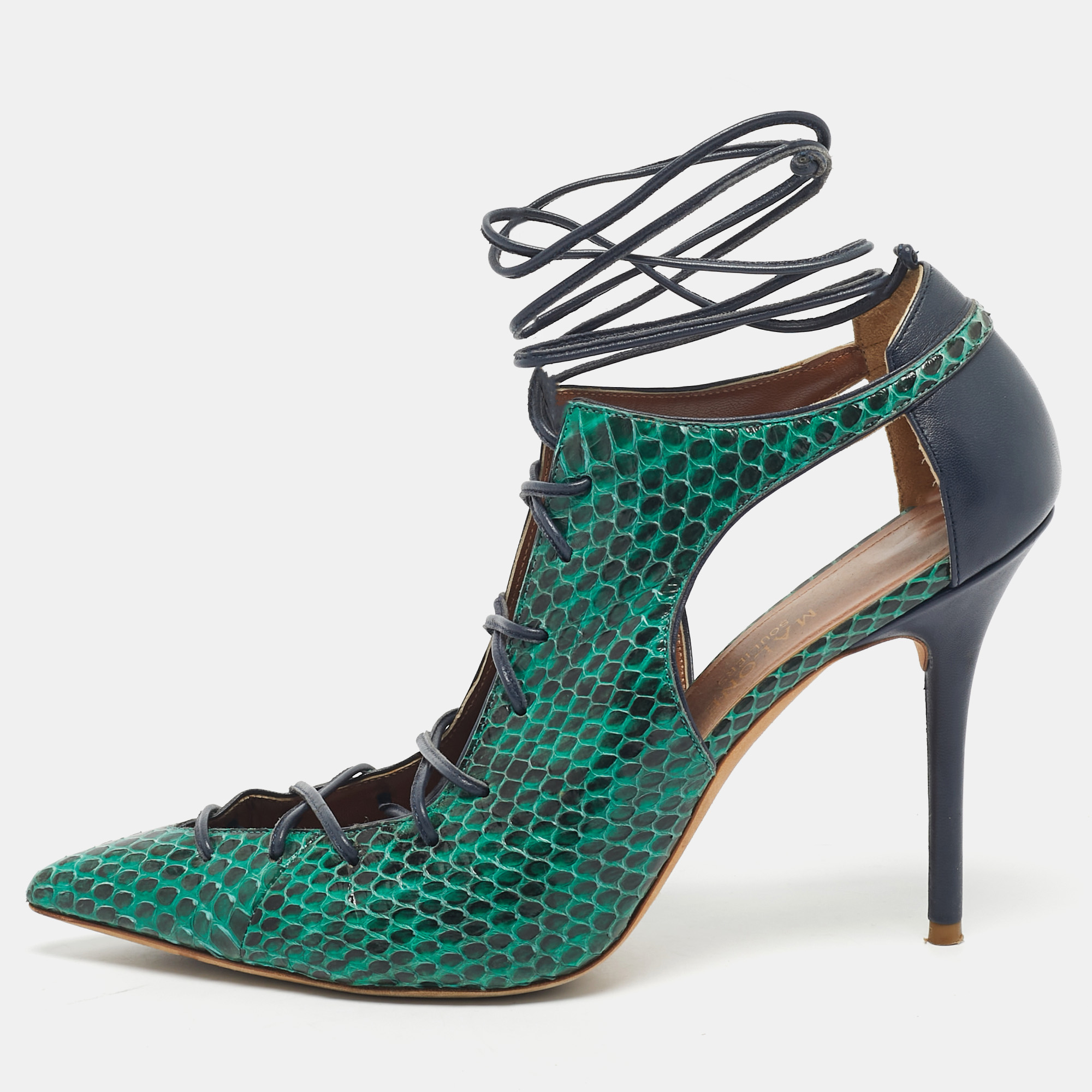 Malone Souliers Green/Navy Blue Leather and Snakeskin Leather Montana Pumps Size
Malone Souliers Green/Navy Blue Leather and Snakeskin Leather Montana Pumps Size