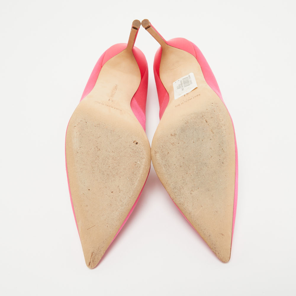 Manolo Blahnik Pink Satin Hangisi Pumps Size 41