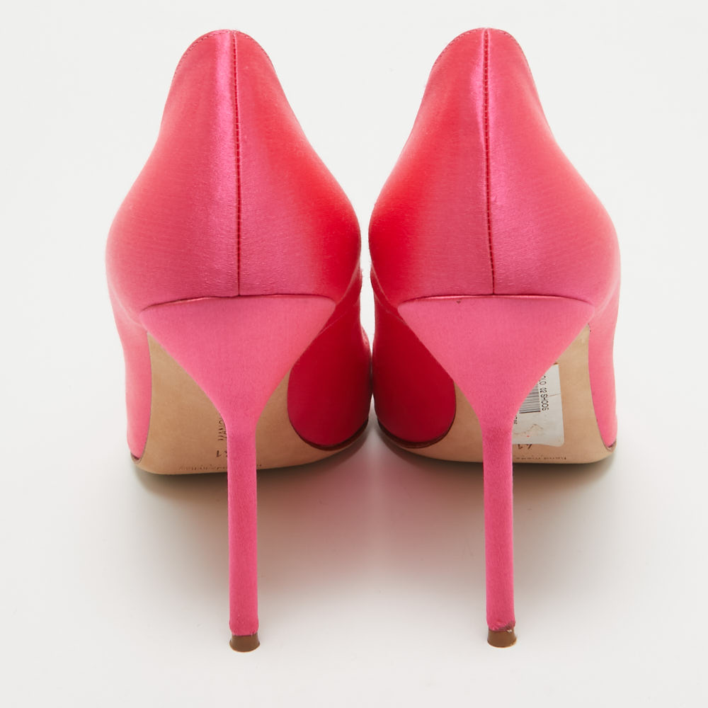 Manolo Blahnik Pink Satin Hangisi Pumps Size 41