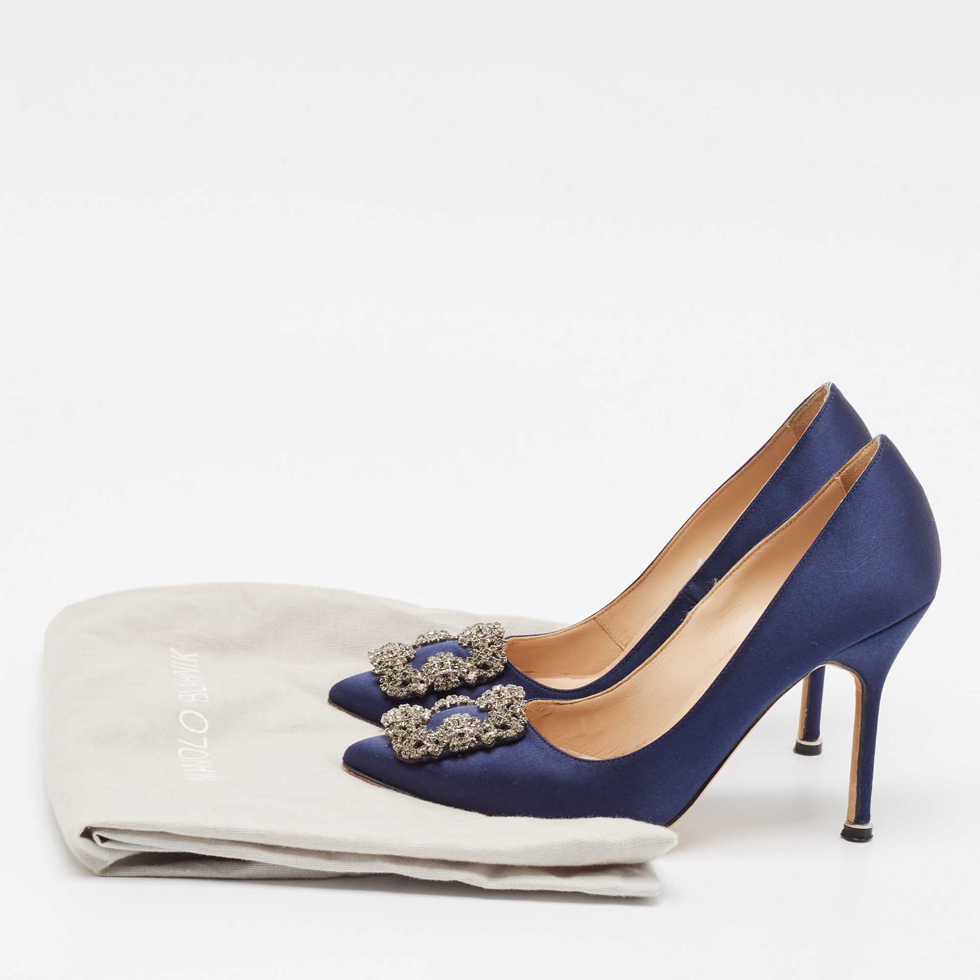 Manolo Blahnik Navy Blue Satin Hangisi Pumps Size 36