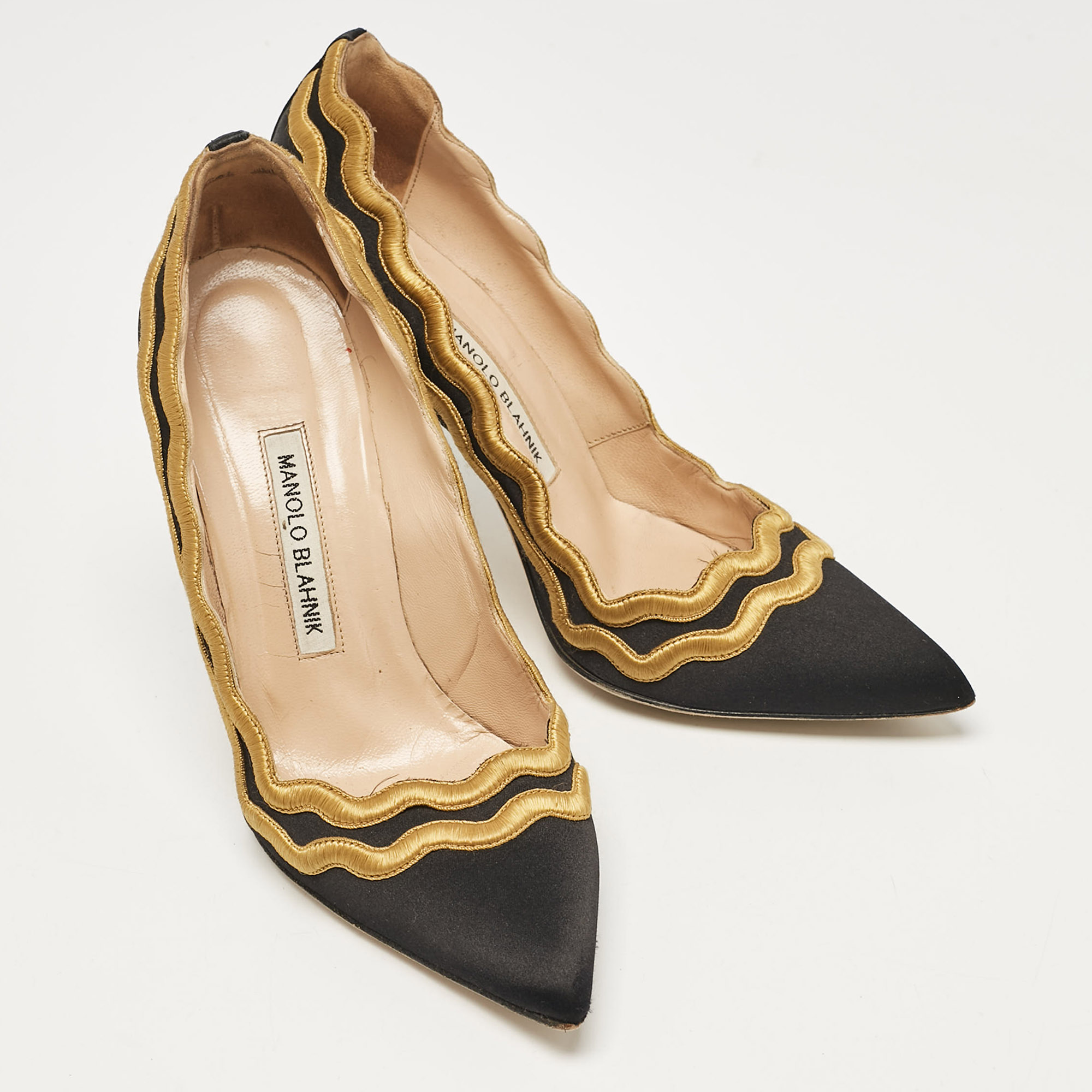 Manolo Blahnik Black/Yellow Satin Mikelona Pumps Size 37