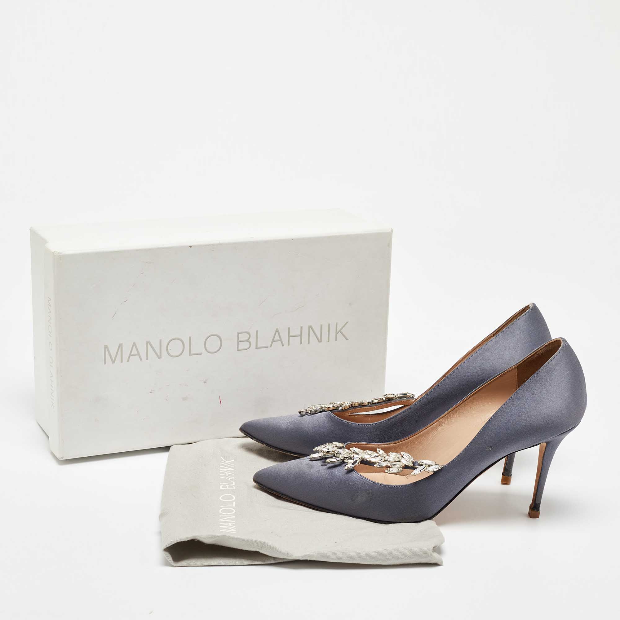 Manolo Blahnik Grey Satin Nadira Pointed Toe Pumps Size 39