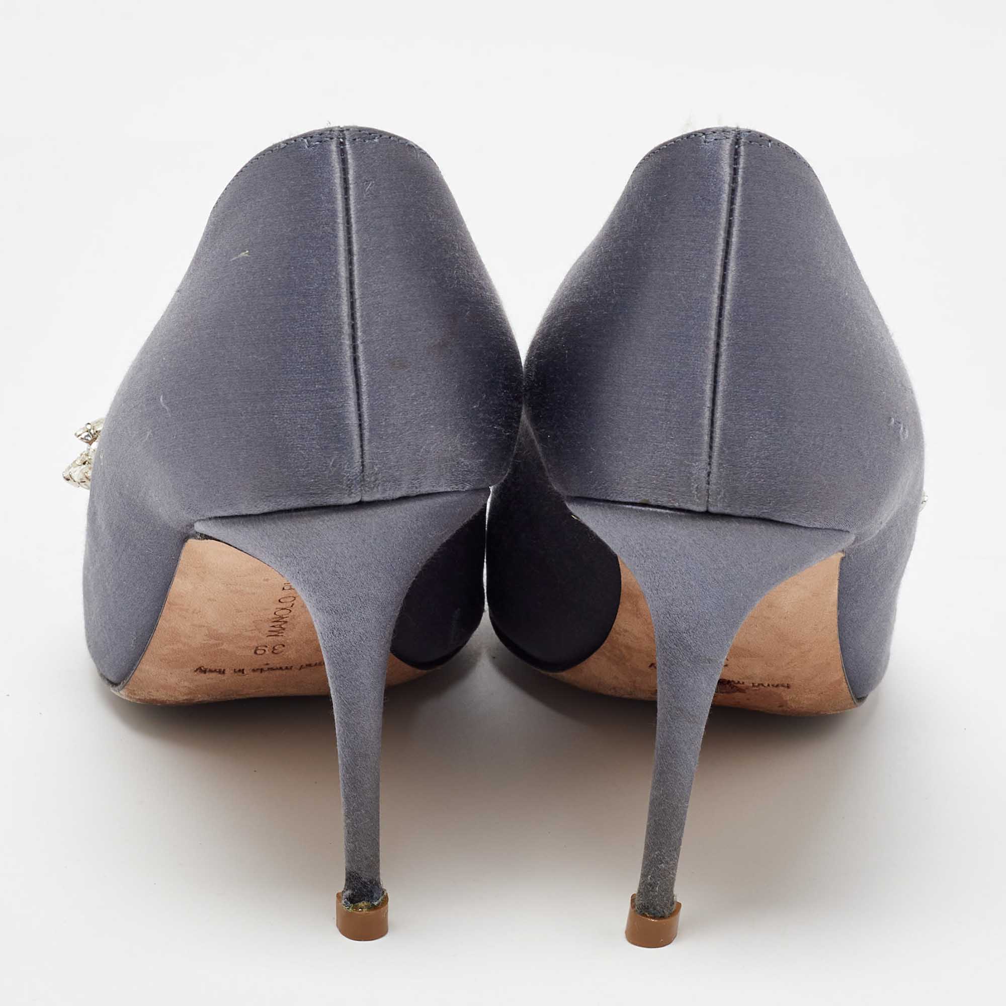 Manolo Blahnik Grey Satin Nadira Pointed Toe Pumps Size 39