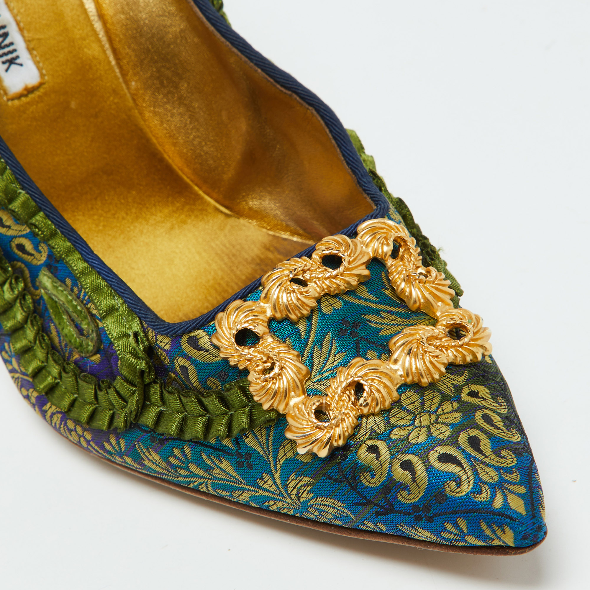 Manolo Blahnik Multicolor Brocade Fabric Hangisi Pointed Toe Pumps Size 40