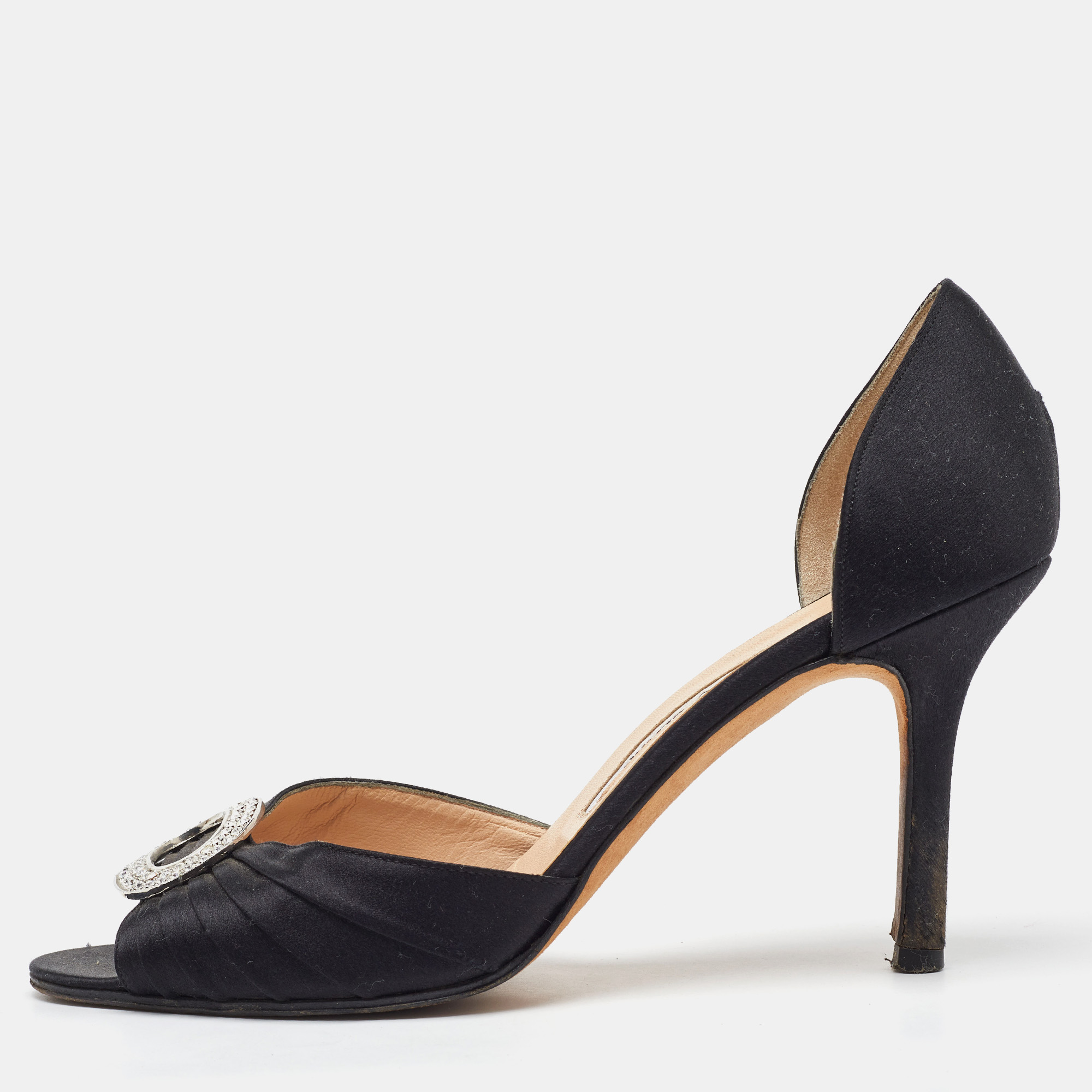 Manolo Blahnik Black Satin Pleated Sedaraby D'orsay Pumps Size
Manolo Blahnik Black Satin Pleated Sedaraby D'orsay Pumps Size
