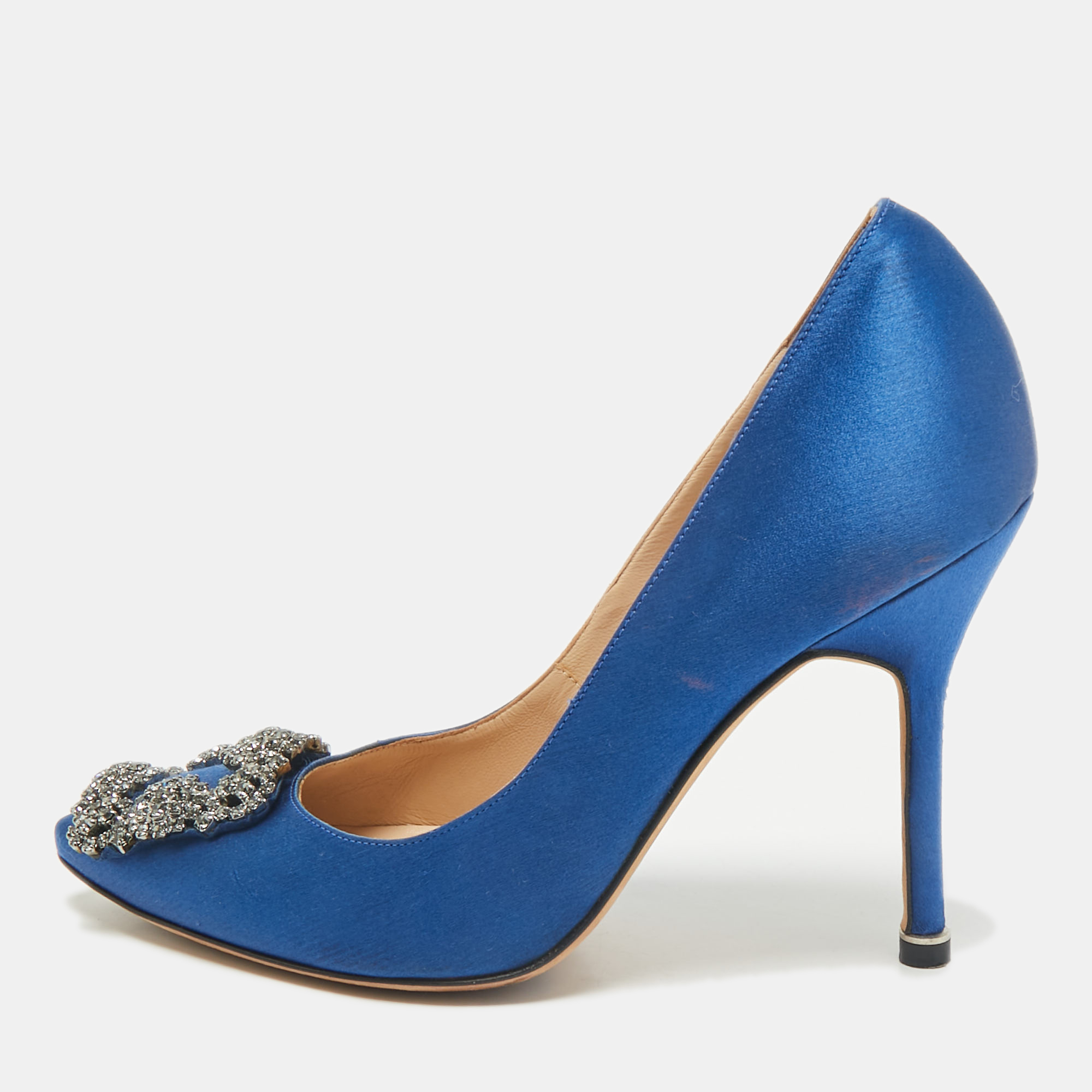 Manolo Blahnik Blue Satin Hangisi Crystal Embellished Pumps Size
Manolo Blahnik Blue Satin Hangisi Crystal Embellished Pumps Size