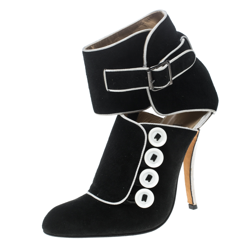 Manolo blahnik black/white suede and fabric rapacina button detail booties size 35.5