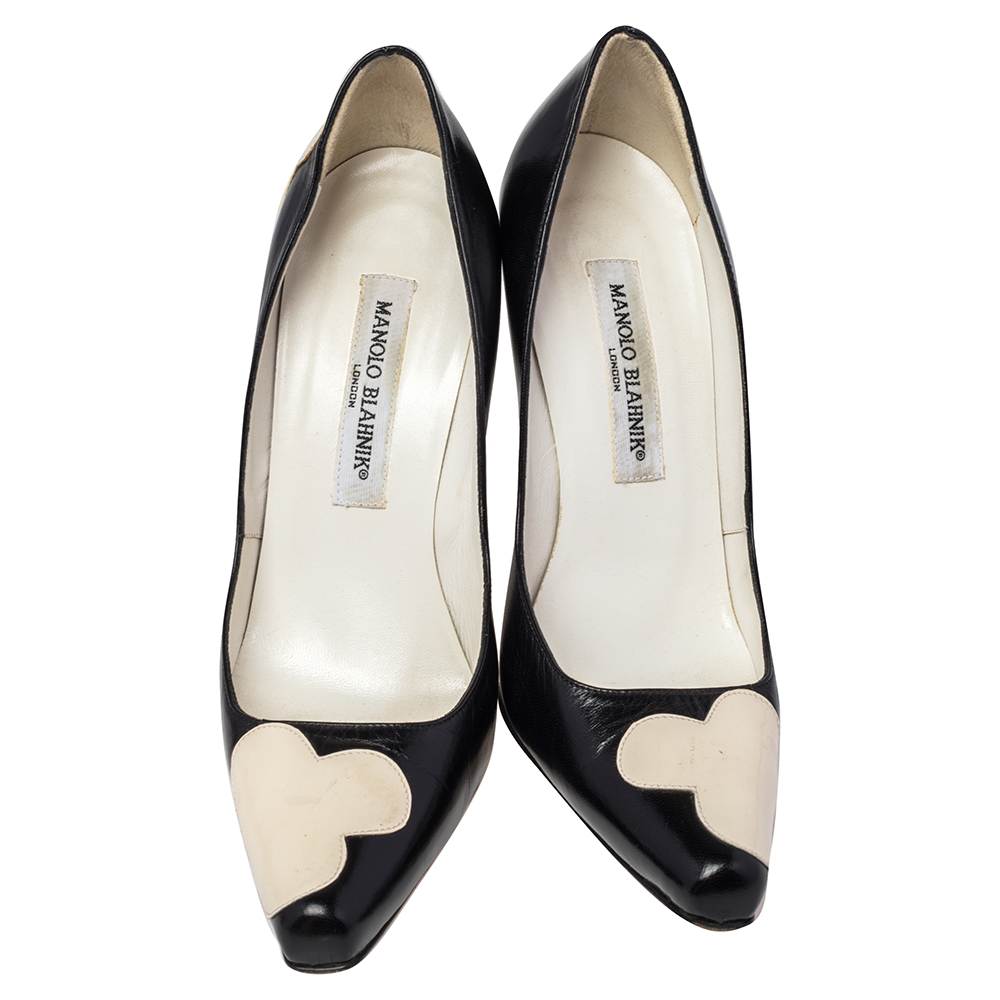 Manolo Blahnik Two Tone Leather And Patent Leather Adra Pumps Size 37.5