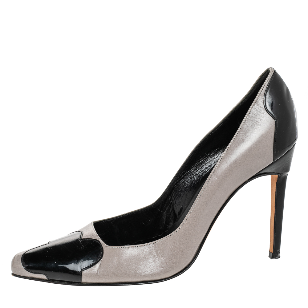 Manolo Blahnik Grey/Black Leather And Patent Leather Adra Pumps Size 39