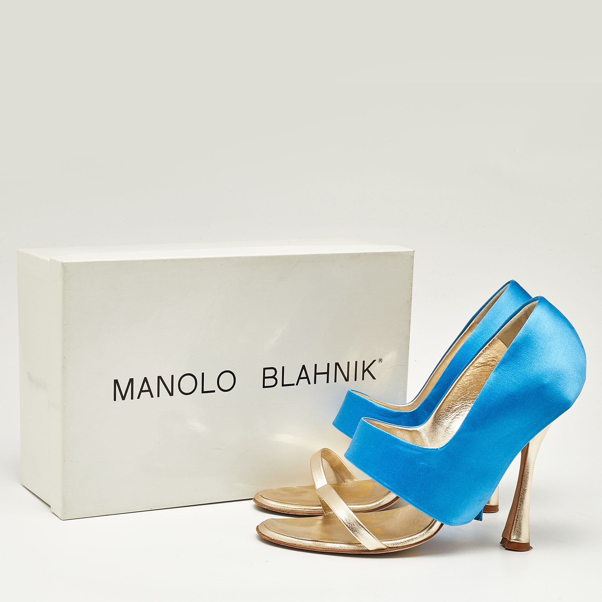 Manolo Blahnik Blue/Gold Satin And Leather Open Toe Sandals Size 39.5