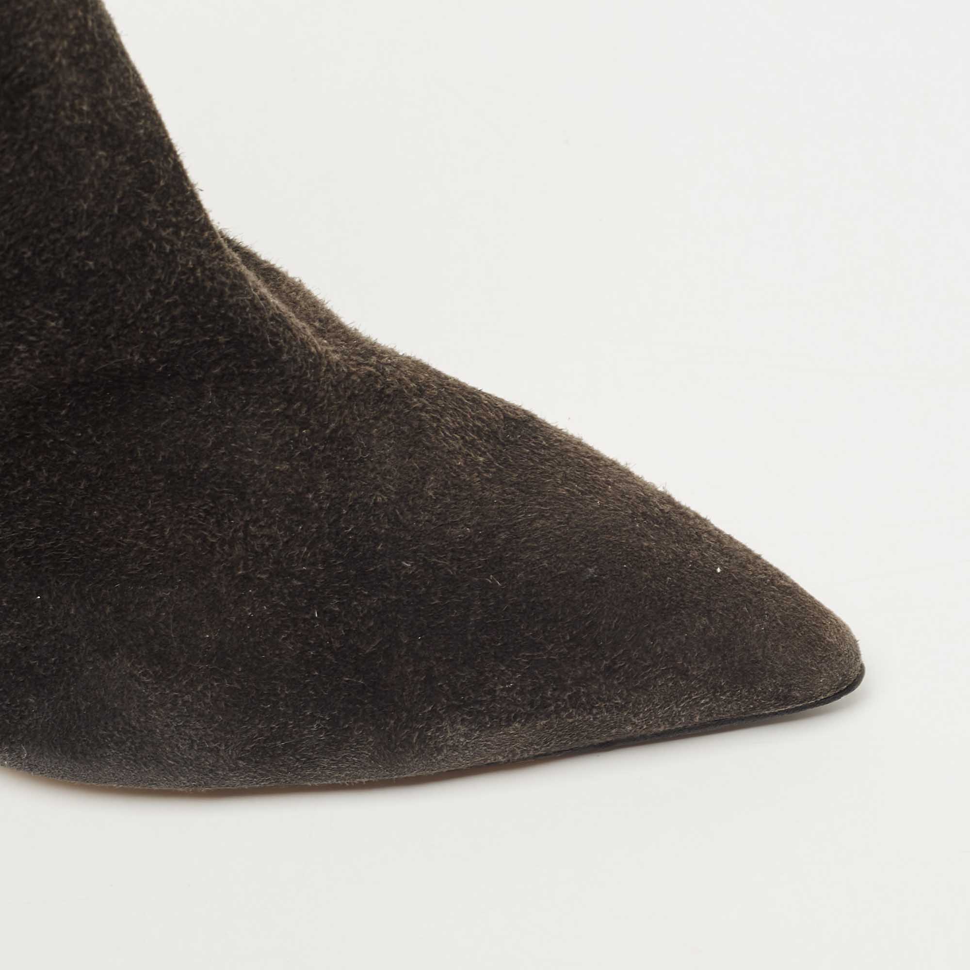 Manolo Blahnik Black Suede Baylow Ankle Boots Size 38.5