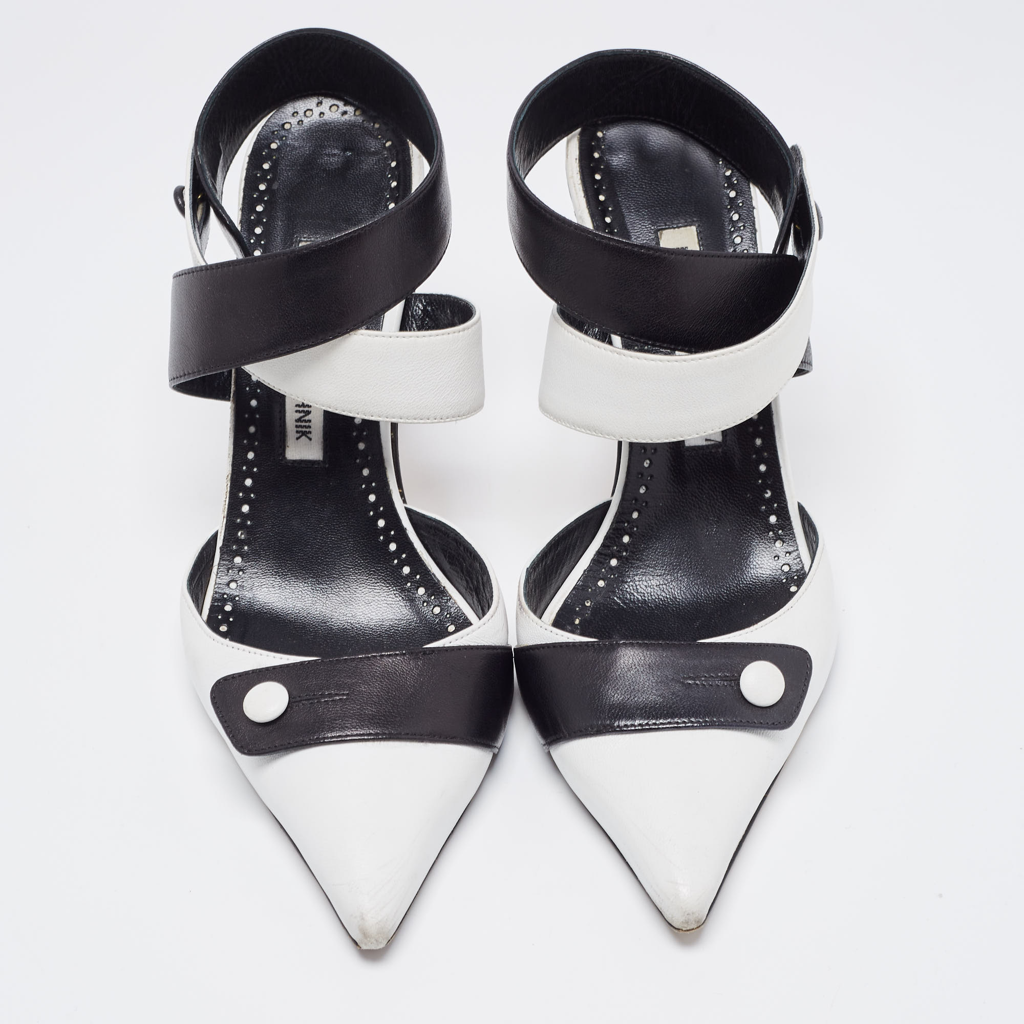 Manolo Blahnik White/Black Leather Ankle Wrap Pumps Size 38