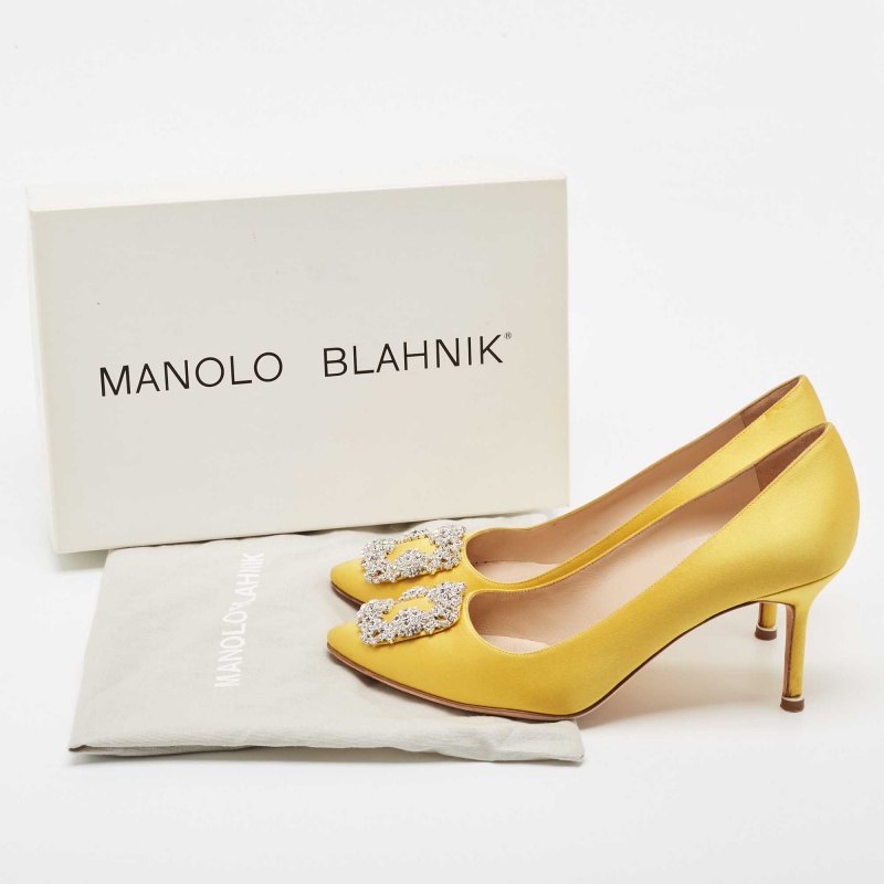 Manolo Blahnik Yellow Satin Hangisi Pumps Size 39