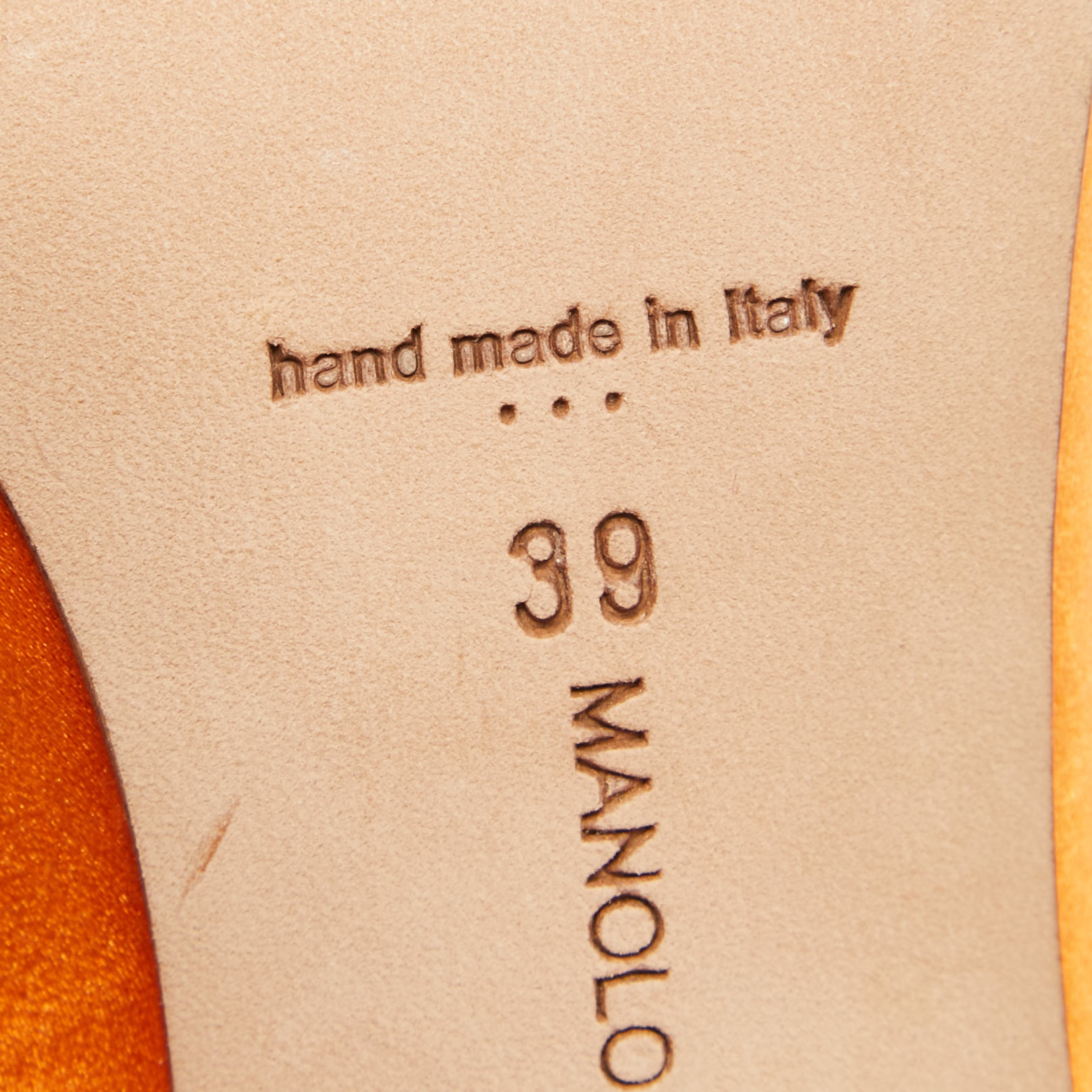 Manolo Blahnik Orange Satin Hangisi Pumps Size 39