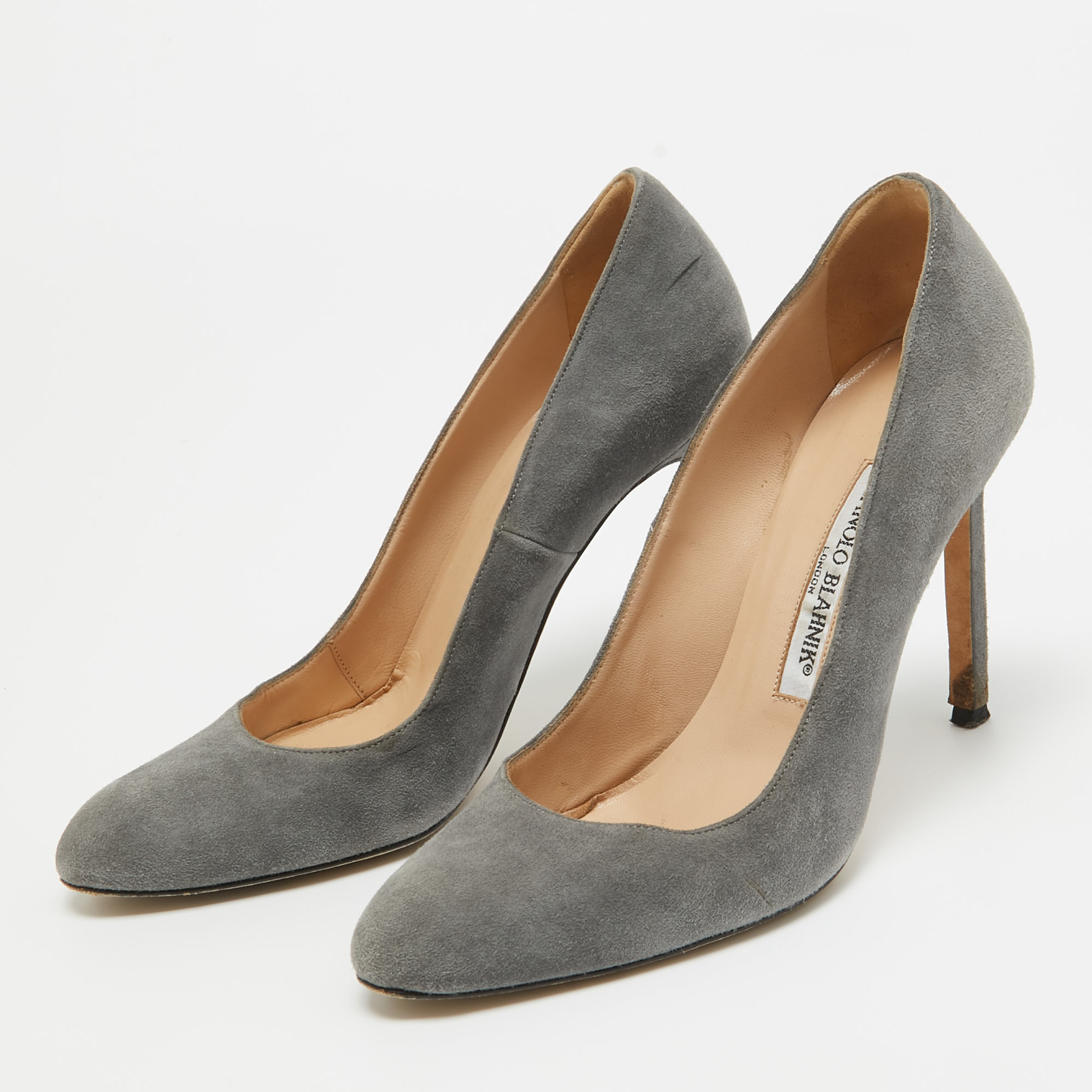 Manolo Blahnik Grey Suede Round Toe Pumps Size 35.5