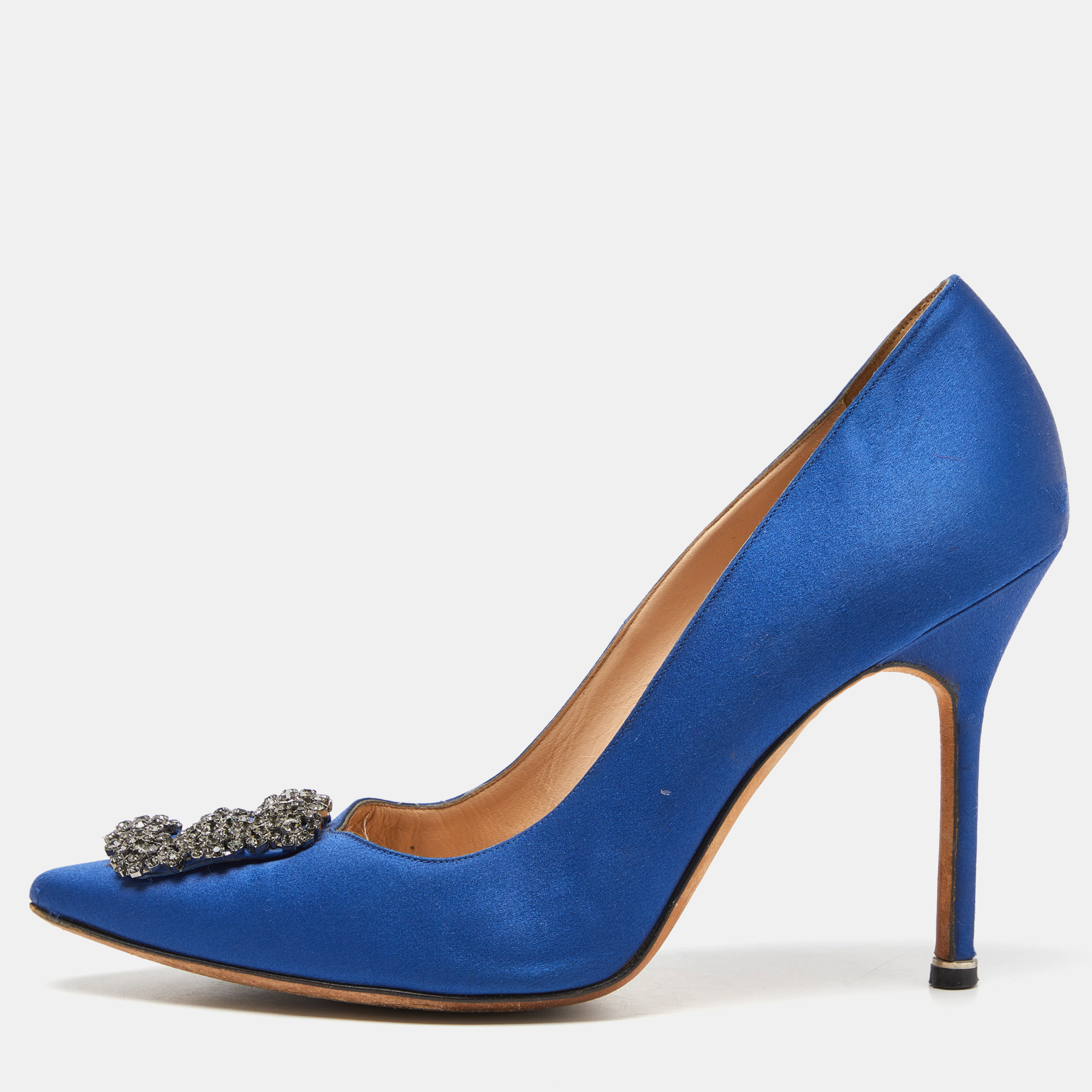 Manolo blahnik blue satin hangisi crystal embellished pointed toe pumps size 41