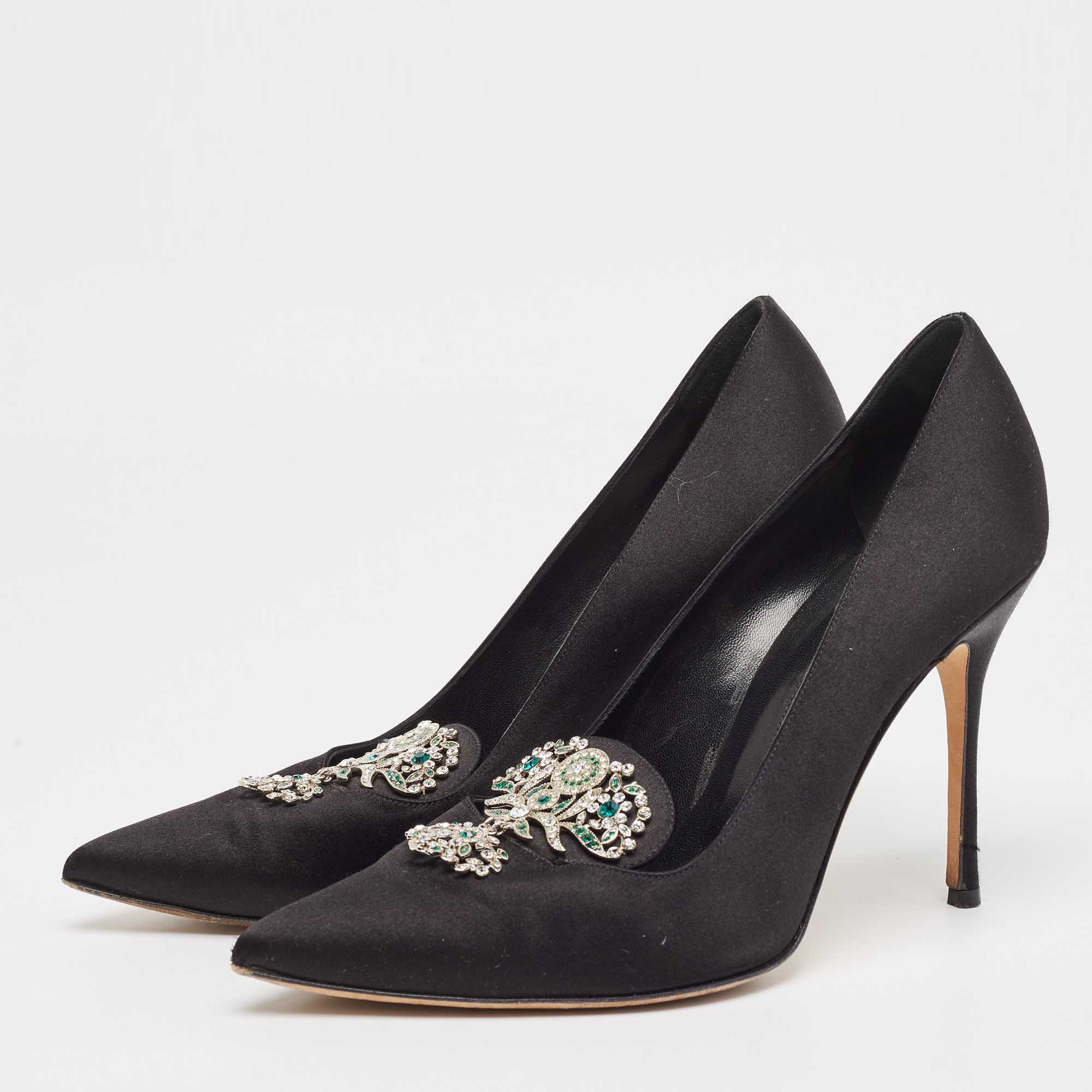 Manolo Blahnik Black Satin Crystal Embellished Pumps Size 39