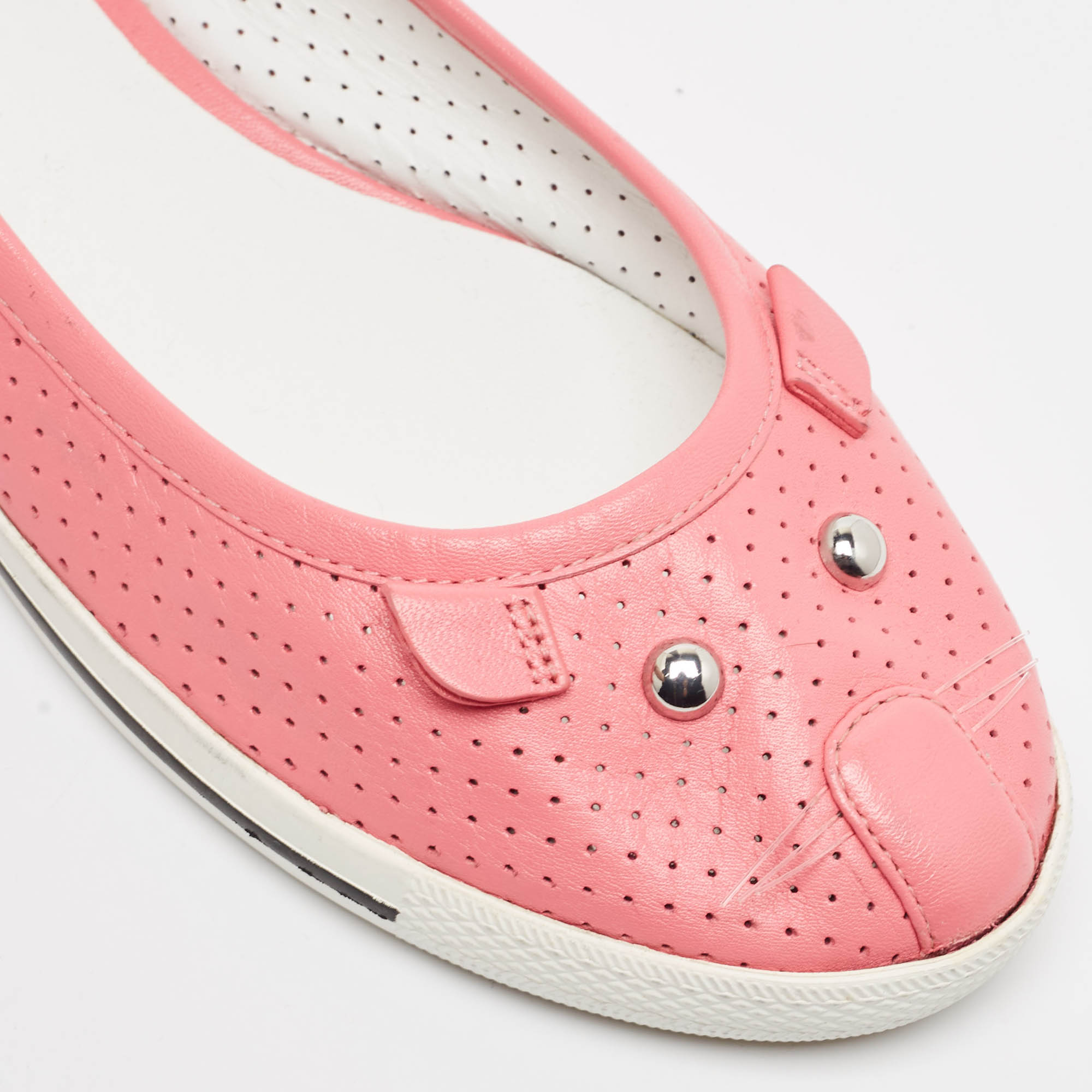 Marc By Marc Jacobs Pink Perforated Leather Mouse Flats Size 39