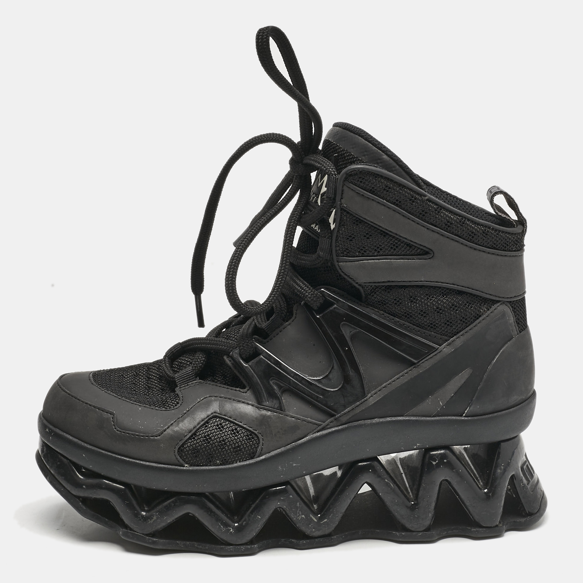 Marc by Marc Jacobs Black Leather snd Mesh Spring Platform High Top Sneakers Size
Marc by Marc Jacobs Black Leather snd Mesh Spring Platform High Top Sneakers Size