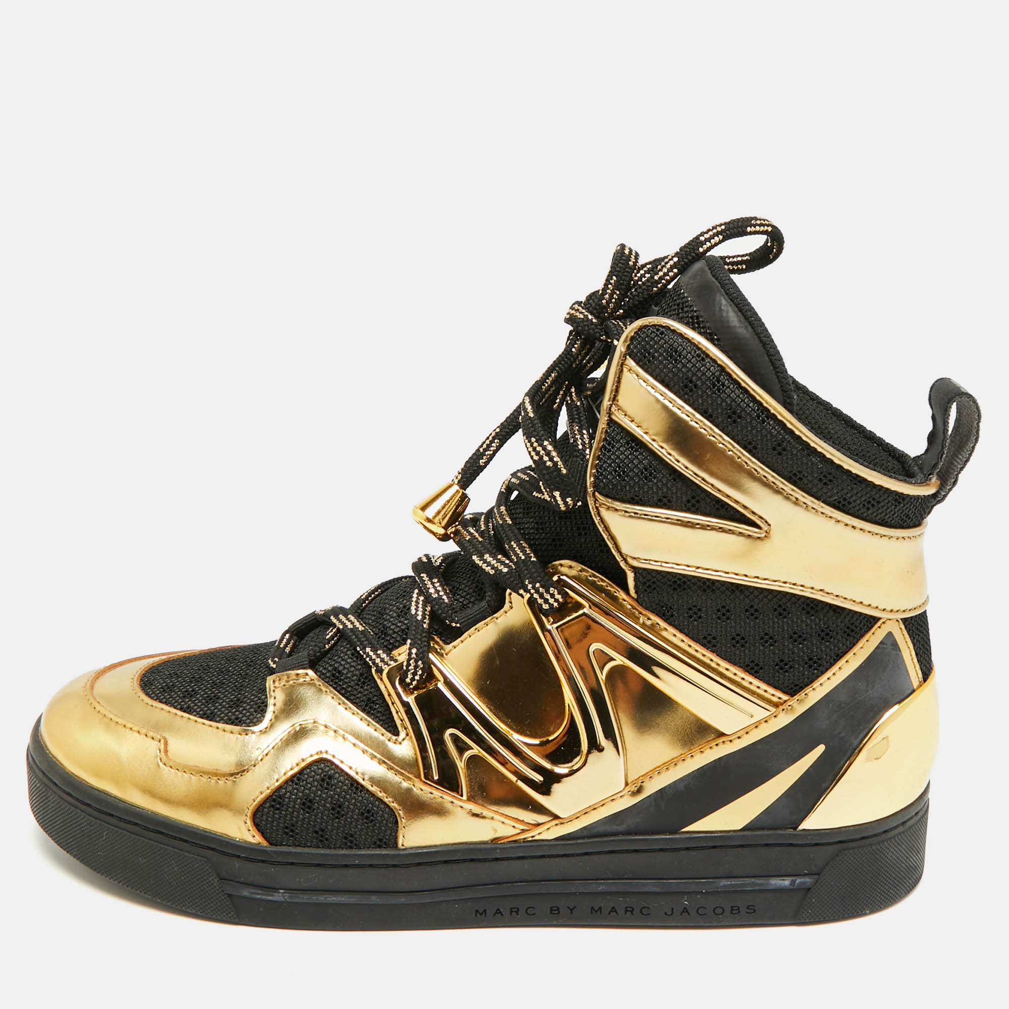 Marc by Marc Jacobs Size Black Leather and Mesh High Top Sneakers
Marc by Marc Jacobs Size Black Leather and Mesh High Top Sneakers