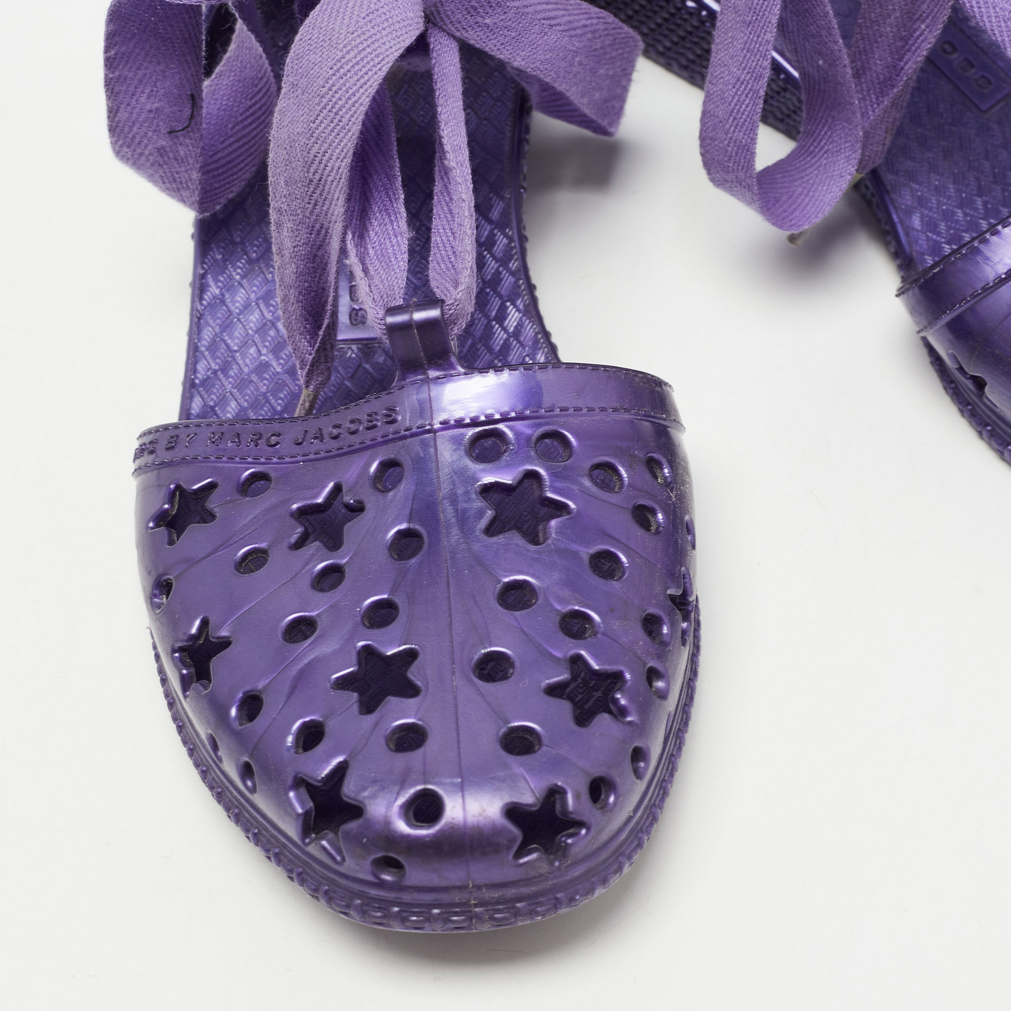 Marc By Marc Jacobs Purple Laser Cut Rubber Ankle Tie Flats Size 37