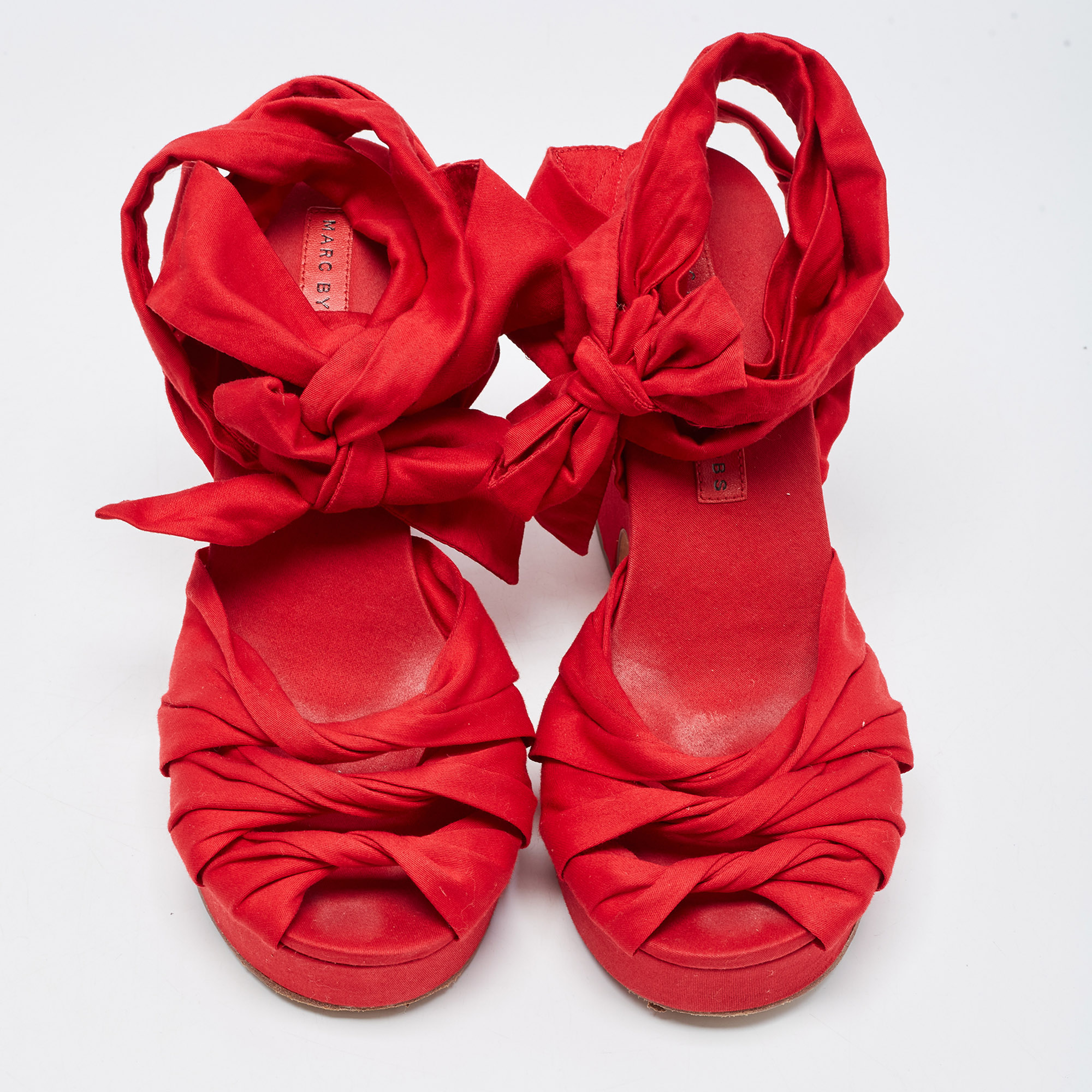 Marc By Marc Jacobs Red Fabric Tie Up Block Heel Sandals Size 38.5