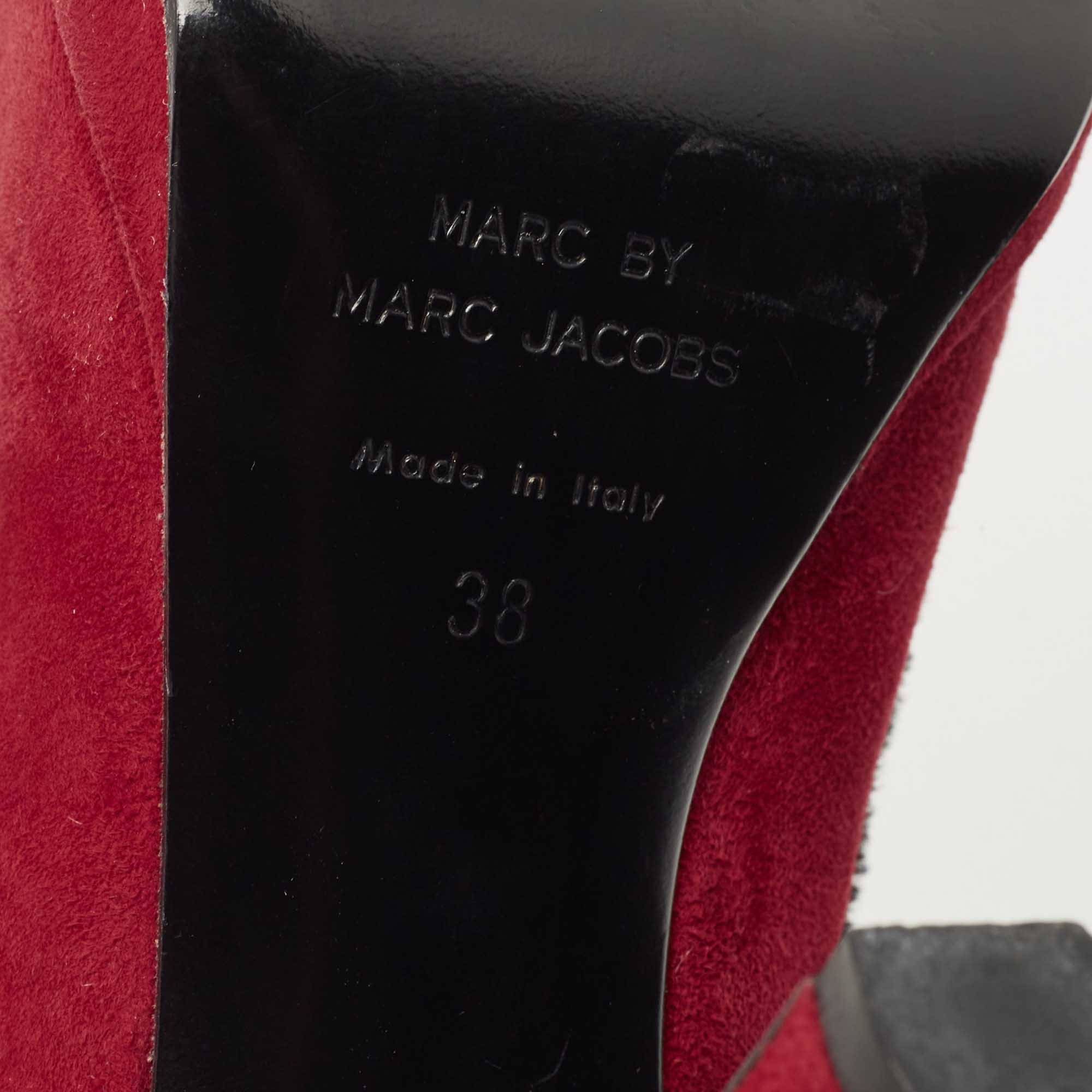 Marc By Marc Jacobs Red/Black Suede Block Heel Pumps Size 38