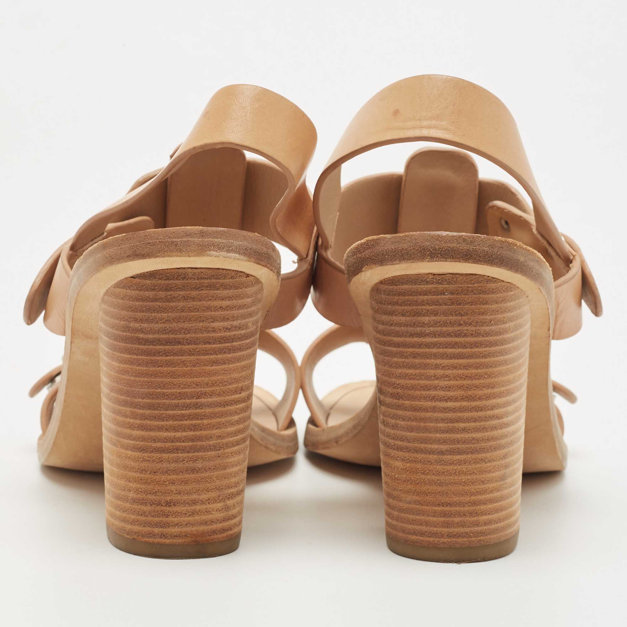 Marc By Marc Jacobs Beige Leather Strappy Sandals Size 37