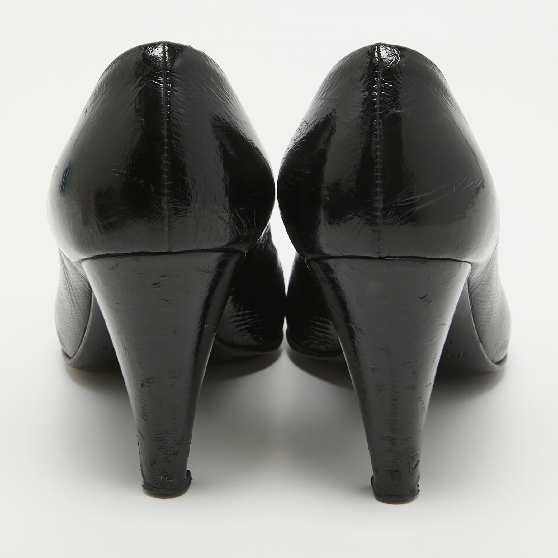 Marc By Marc Jacobs Black Patent Leather Pumps Size 38