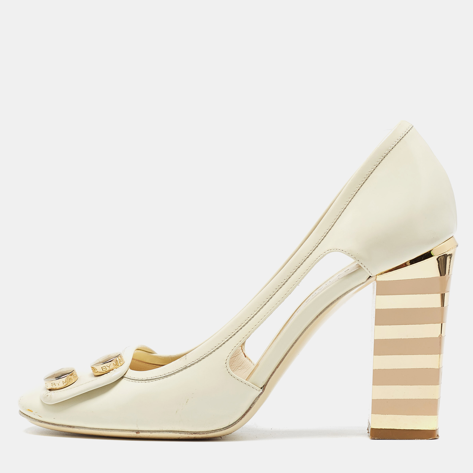 

Marc by Marc Jacobs Cream Leather Cutout Pumps Size