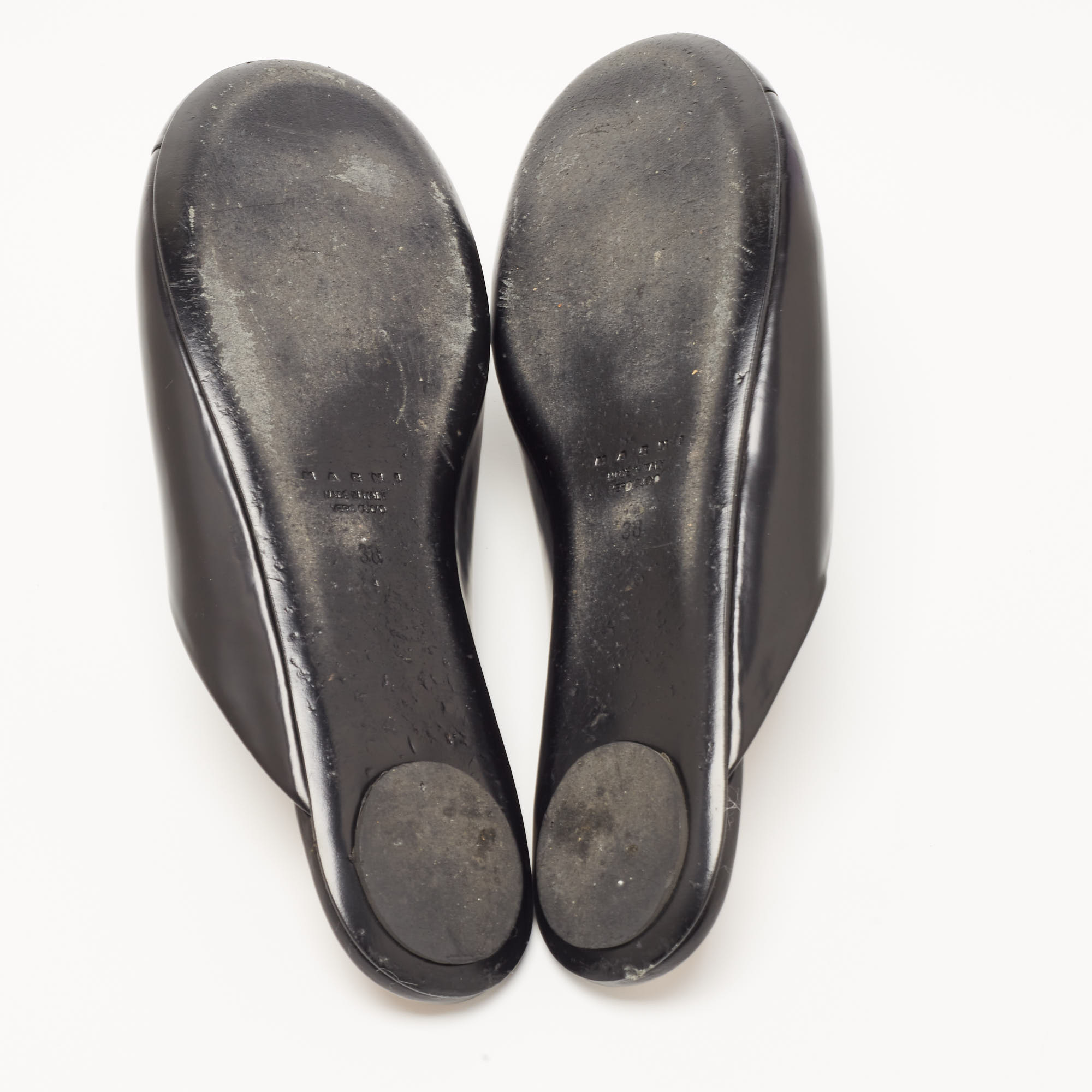 Marni Black Leather Flat Mules Size 38