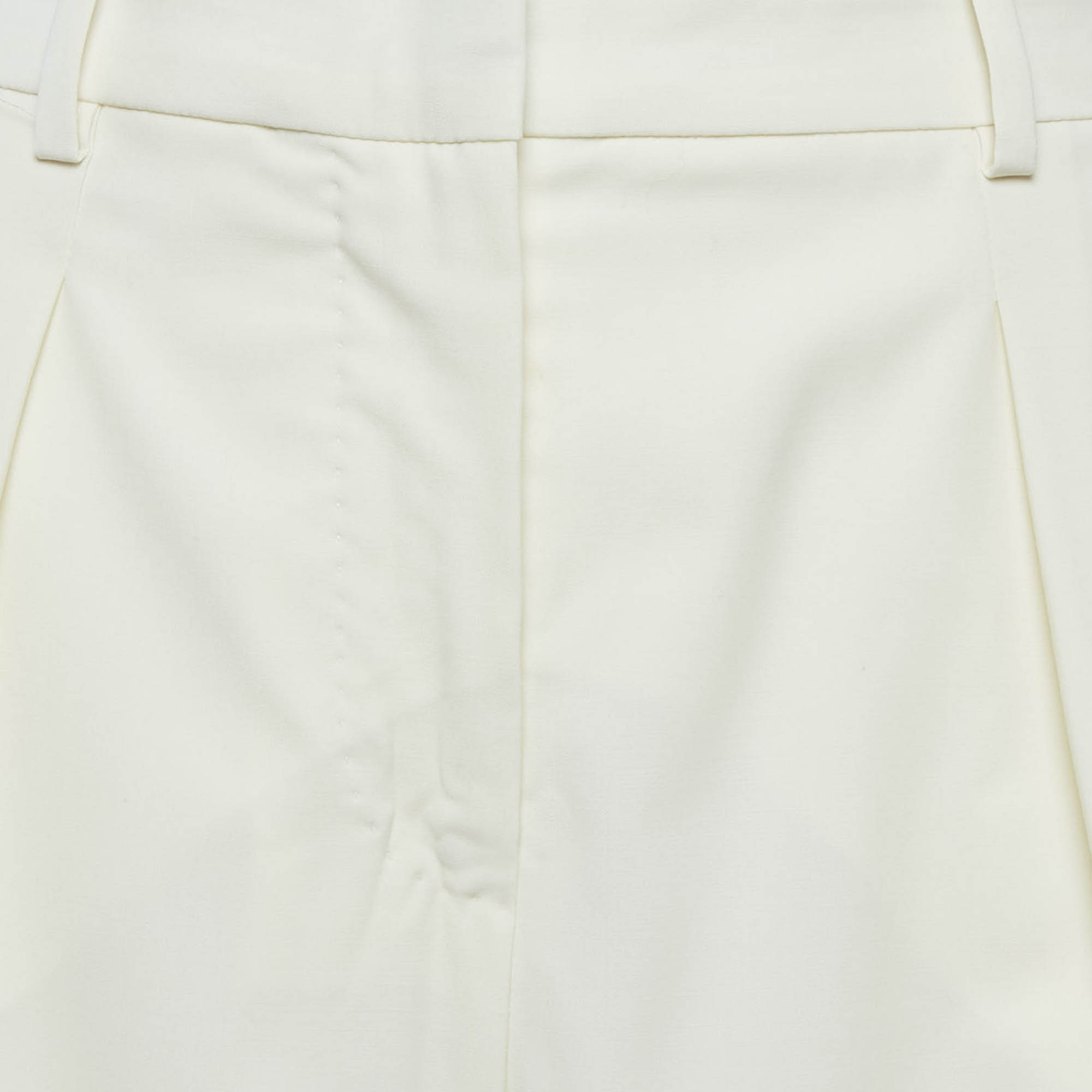 Max Mara Cream Crepe Pleated Shorts L