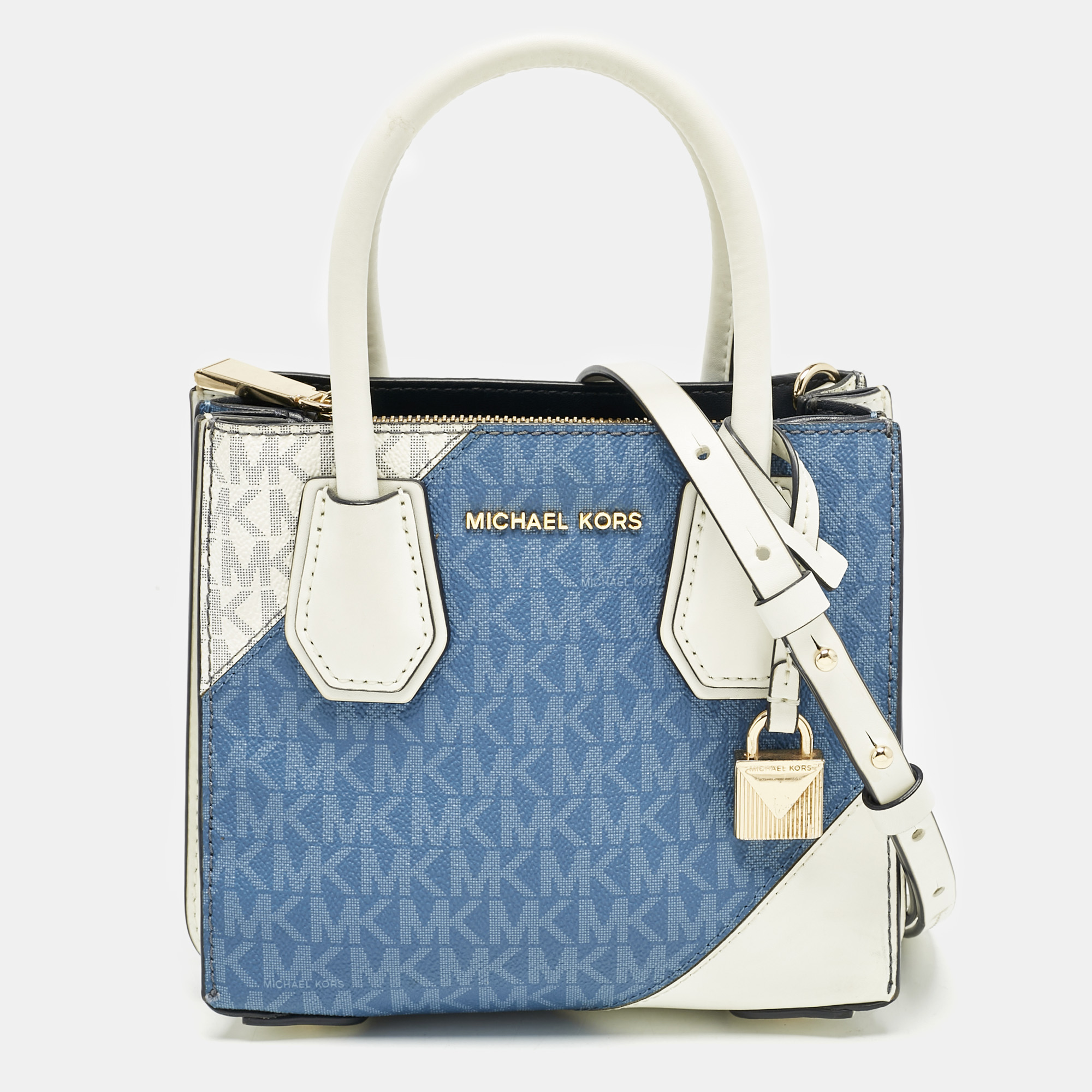 Michael Kors White/Blue Signature Coated Canvas Accordion Mercer Crossbody Bag
Michael Kors White/Blue Signature Coated Canvas Accordion Mercer Crossbody Bag