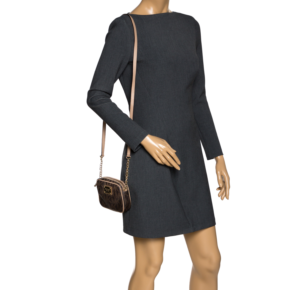 Michael Kors Dark Brown/Beige Signature Coated Canvas and Leather Mini Camera Crossbody Bag
Michael Kors Dark Brown/Beige Signature Coated Canvas and Leather Mini Camera Crossbody Bag