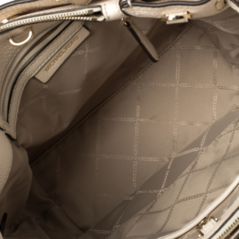 Michael Kors Cream Leather Greta Shoulder Bag