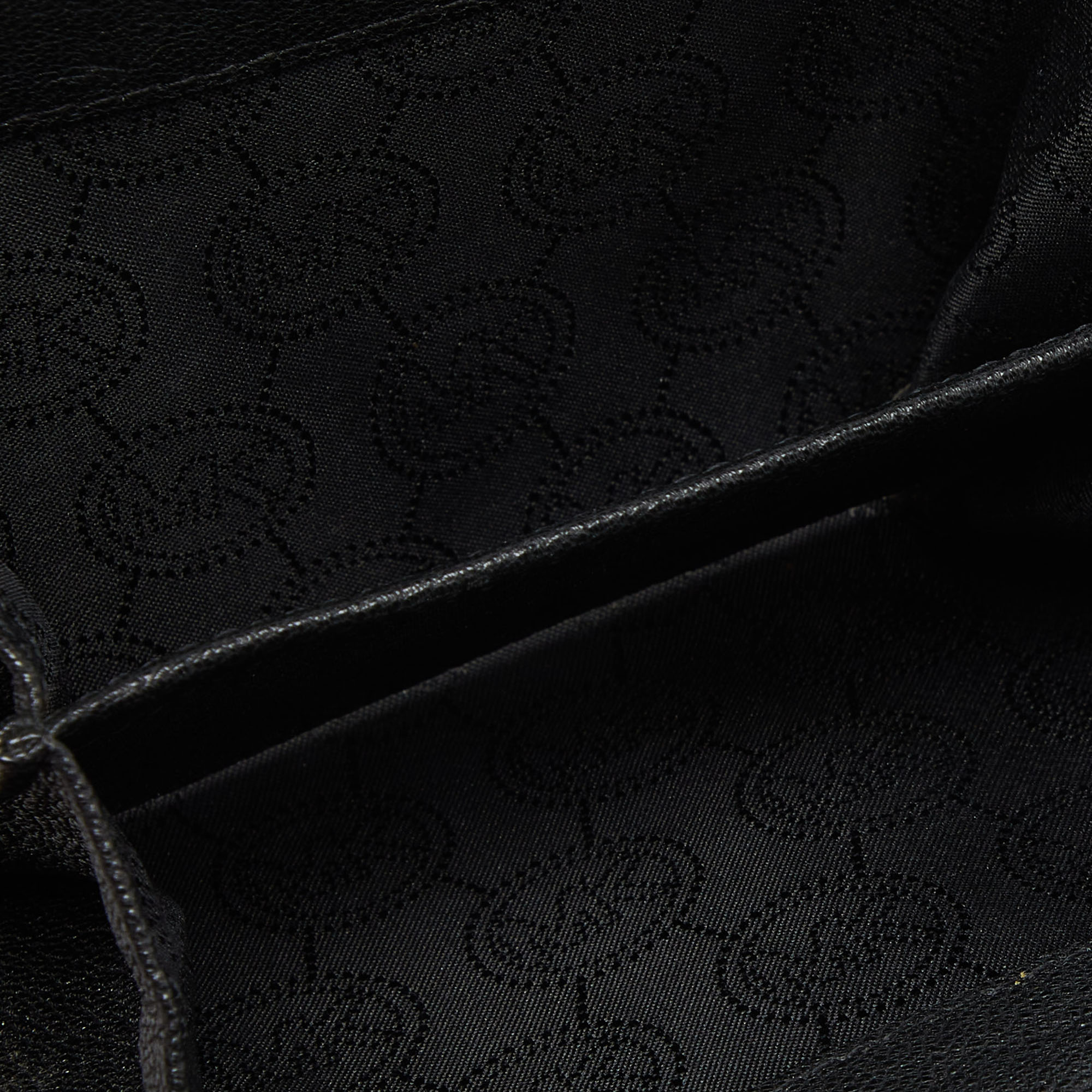 Micheal Kors Black Leather Zip Around Wallet