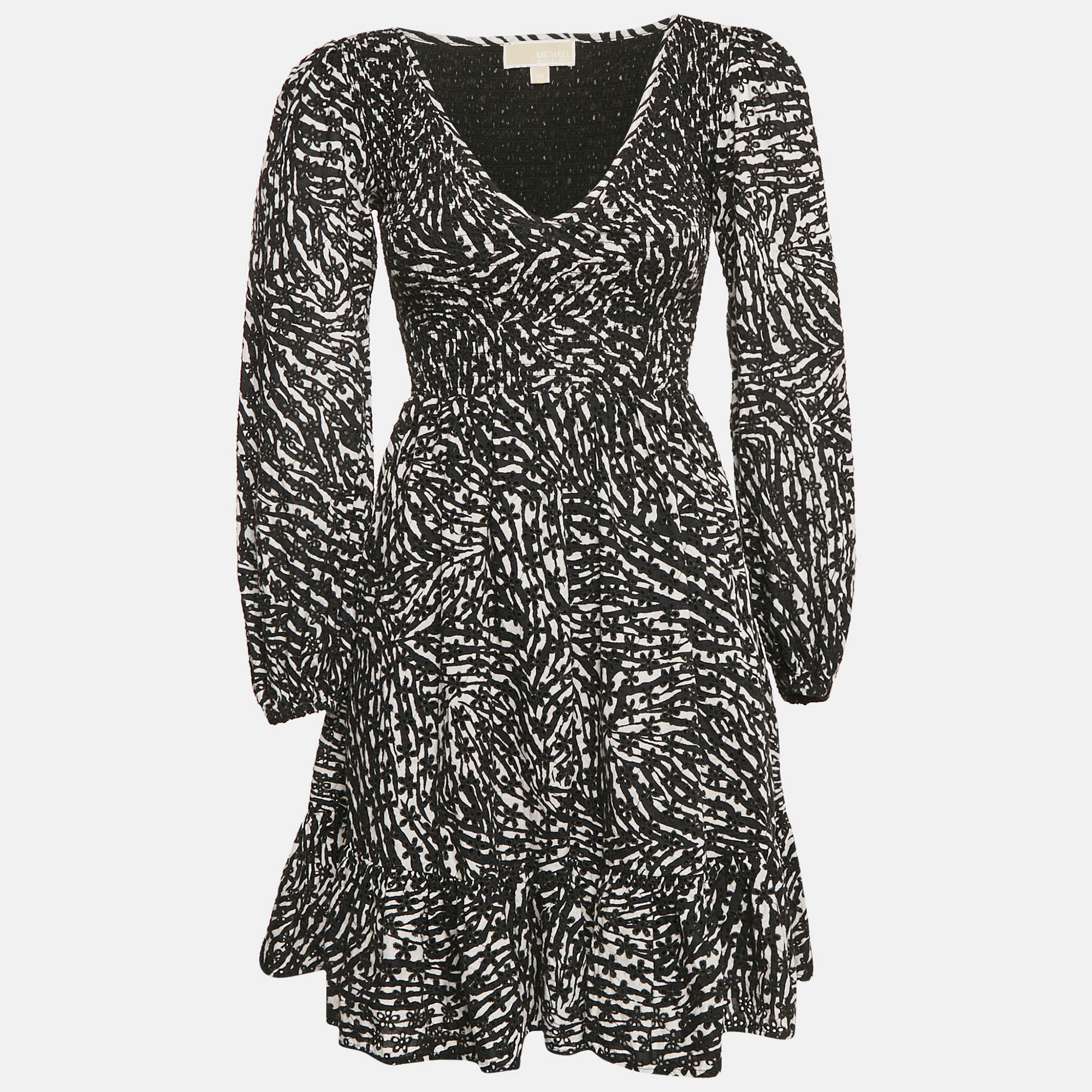 MICHAEL Michael Kors Black Broderie Anglaise Cotton Smocked Mini Dress XXS
MICHAEL Michael Kors Black Broderie Anglaise Cotton Smocked Mini Dress XXS