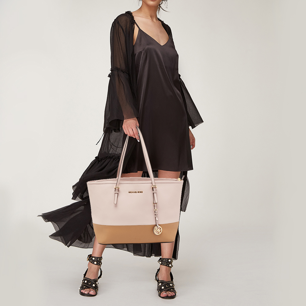 MICHAEL Michael Kors Pink/Brown Saffiano Leather Medium Jet Set Travel Tote 
MICHAEL Michael Kors Pink/Brown Saffiano Leather Medium Jet Set Travel Tote