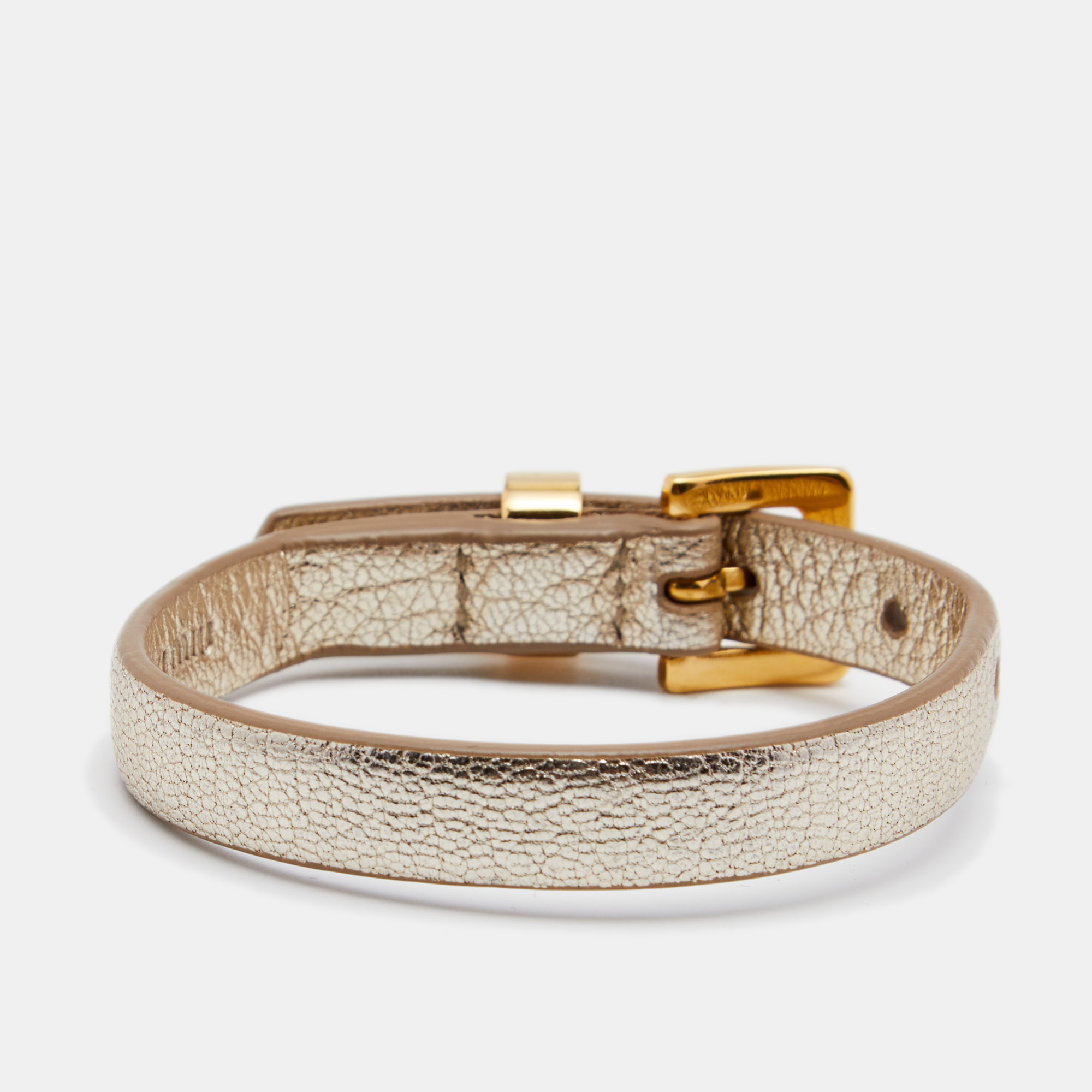 Miu Miu Beige Leather Gold Tone Metal Key Charm Bracelet 
Miu Miu Beige Leather Gold Tone Metal Key Charm Bracelet