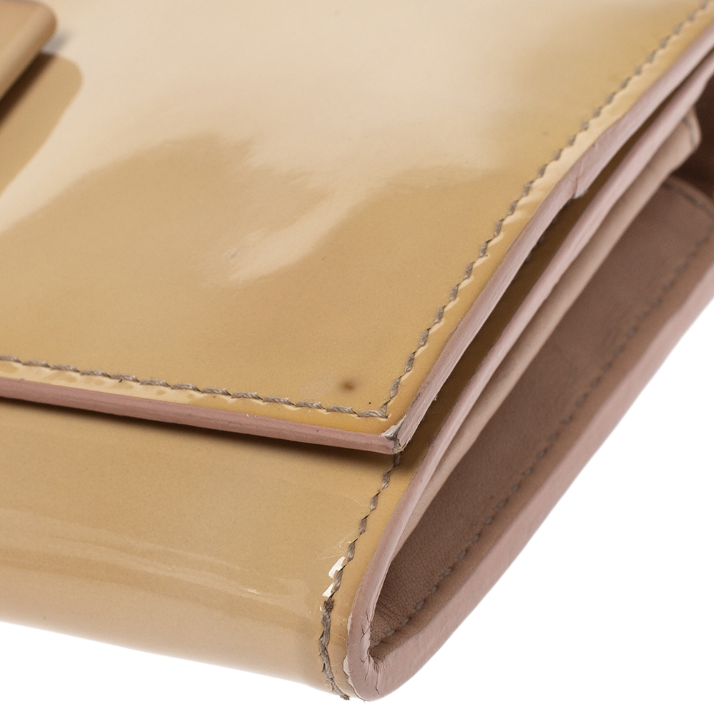 Miu Miu Beige Patent Leather Bow Continental Wallet