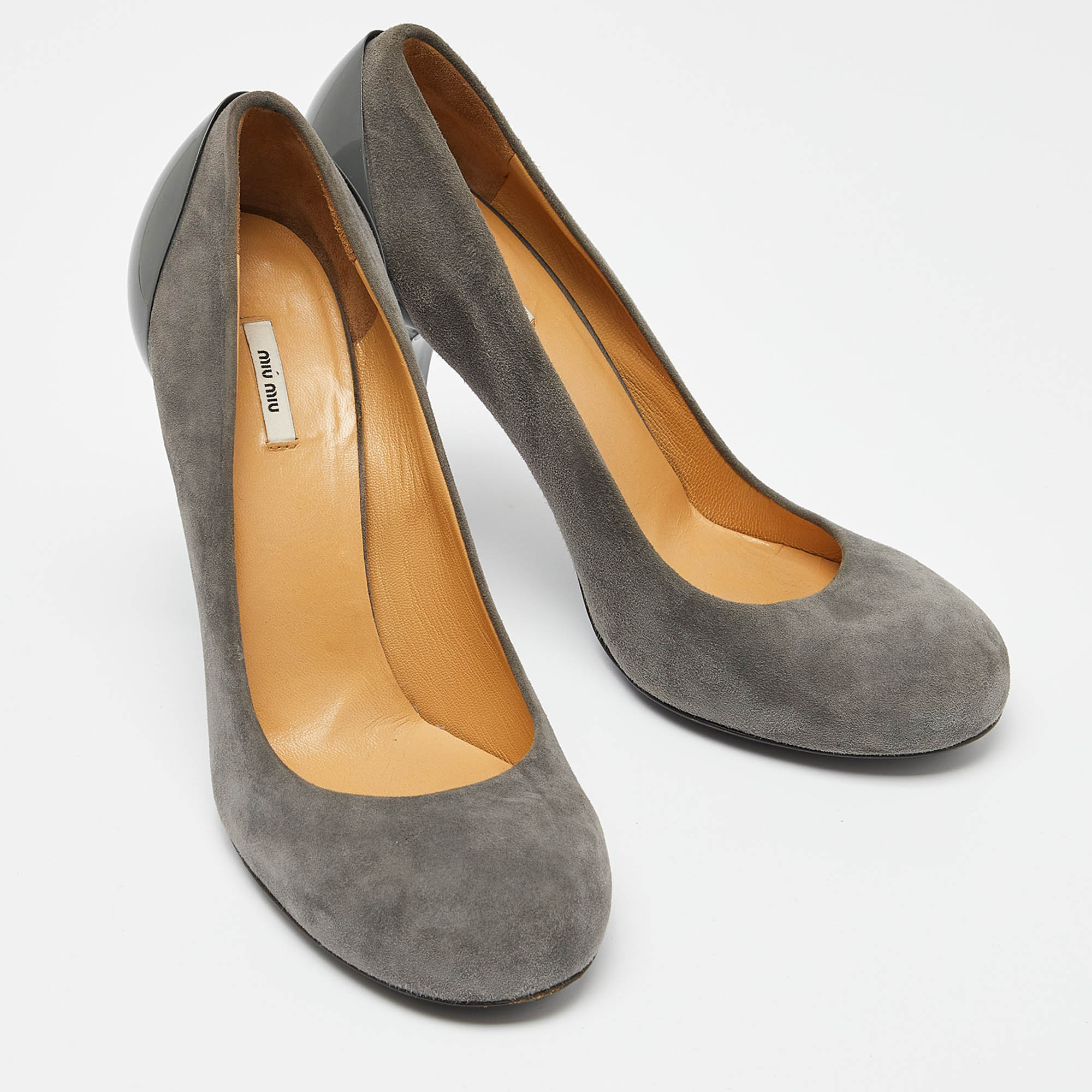 Giuseppe Zanotti Grey Suede Round Toe Pumps Size 38