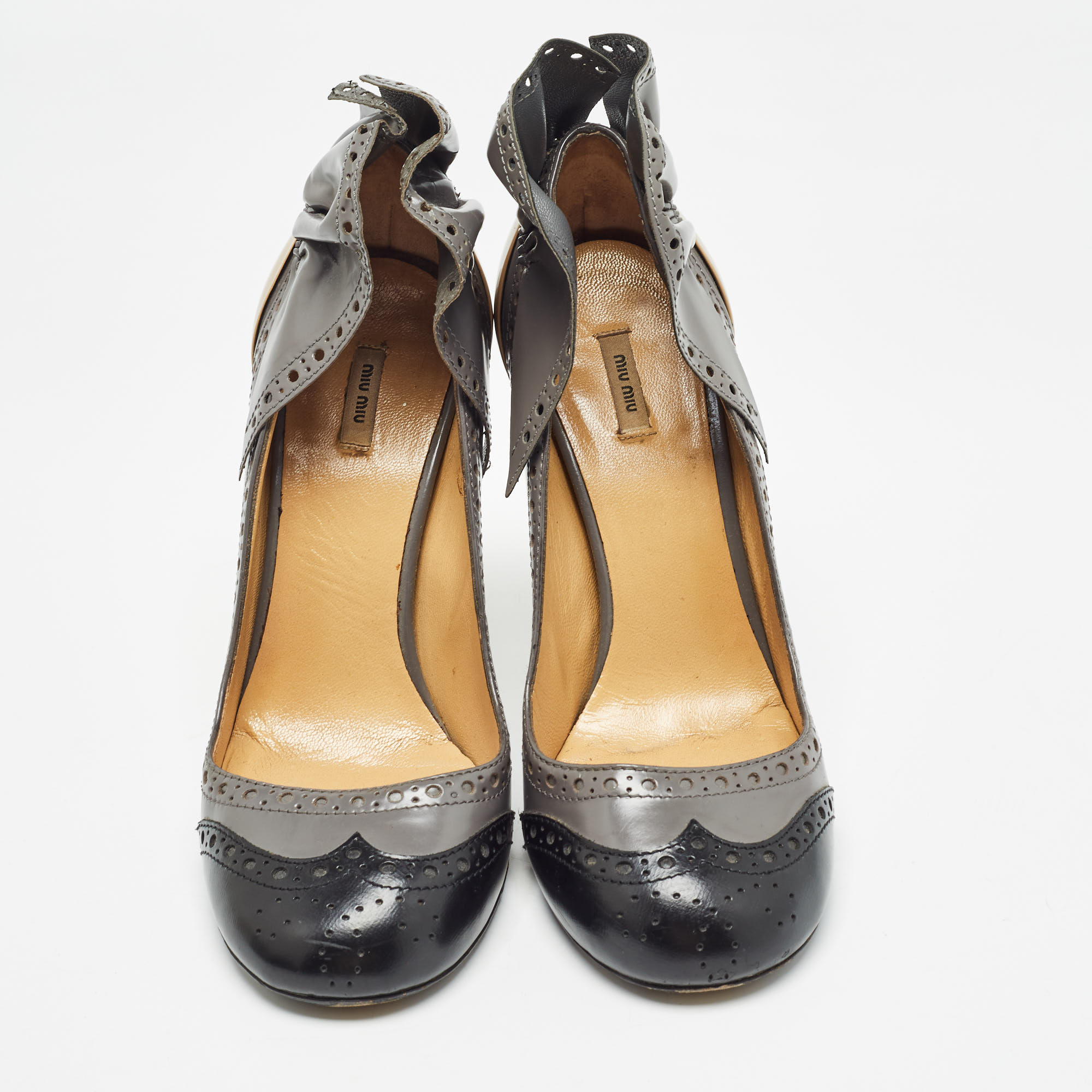 Miu Miu Grey/Black Brogue Leather Pumps Size 35