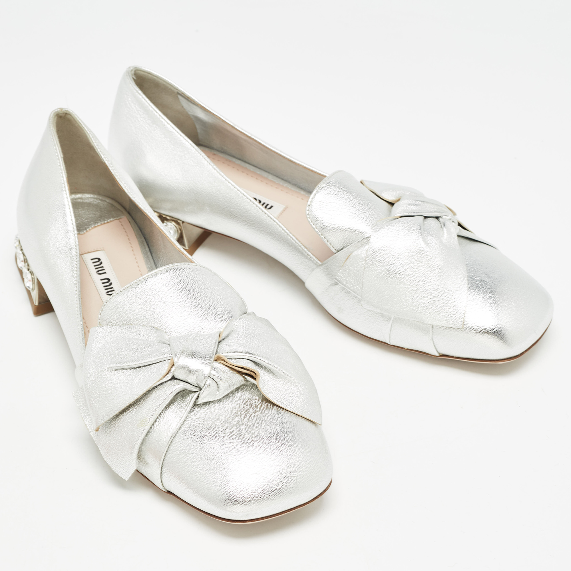 Miu Miu Silver Leather Bow Crystal Embellished Loafers Size 38